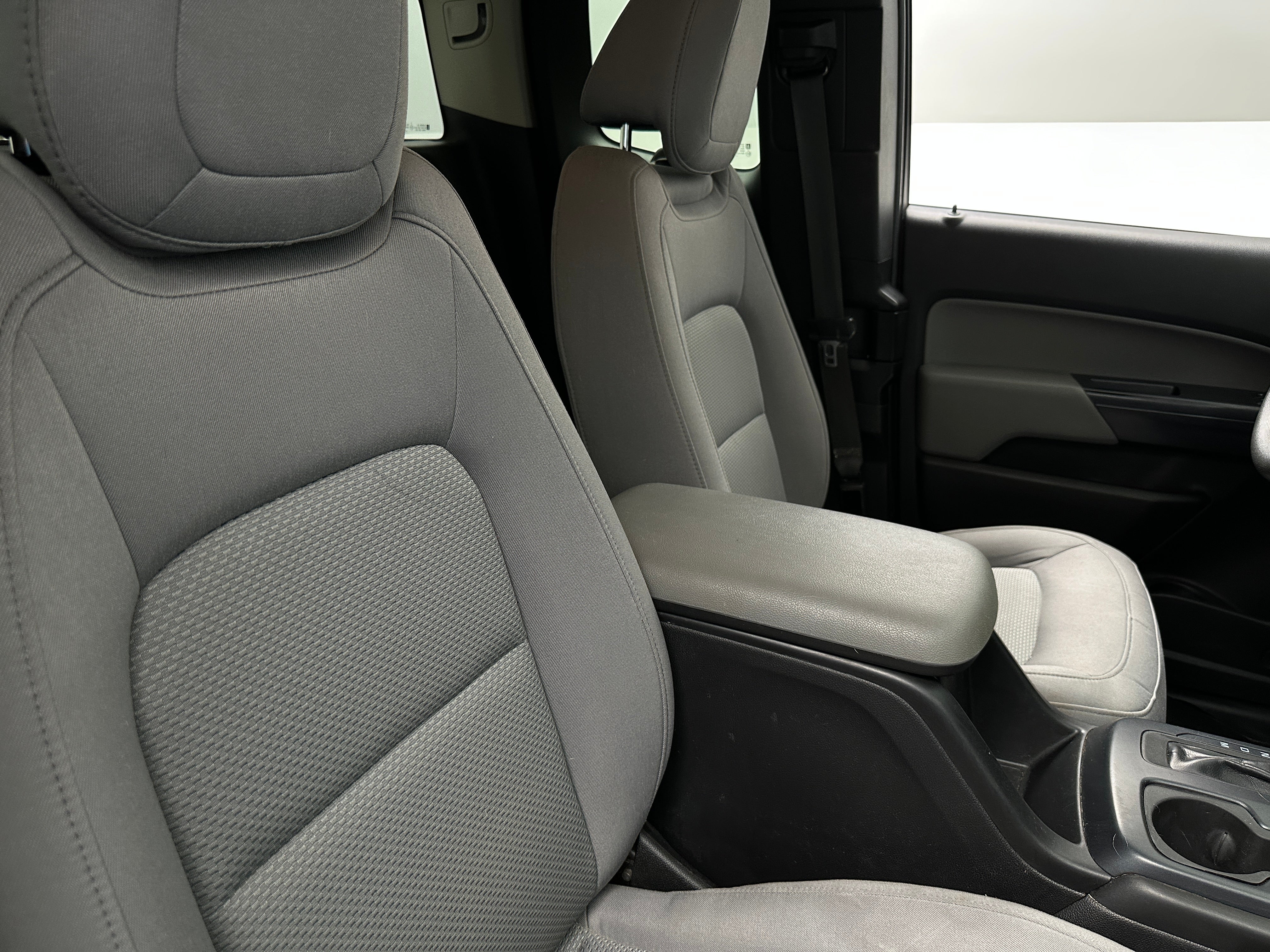 2016 Chevrolet Colorado Work Truck 2