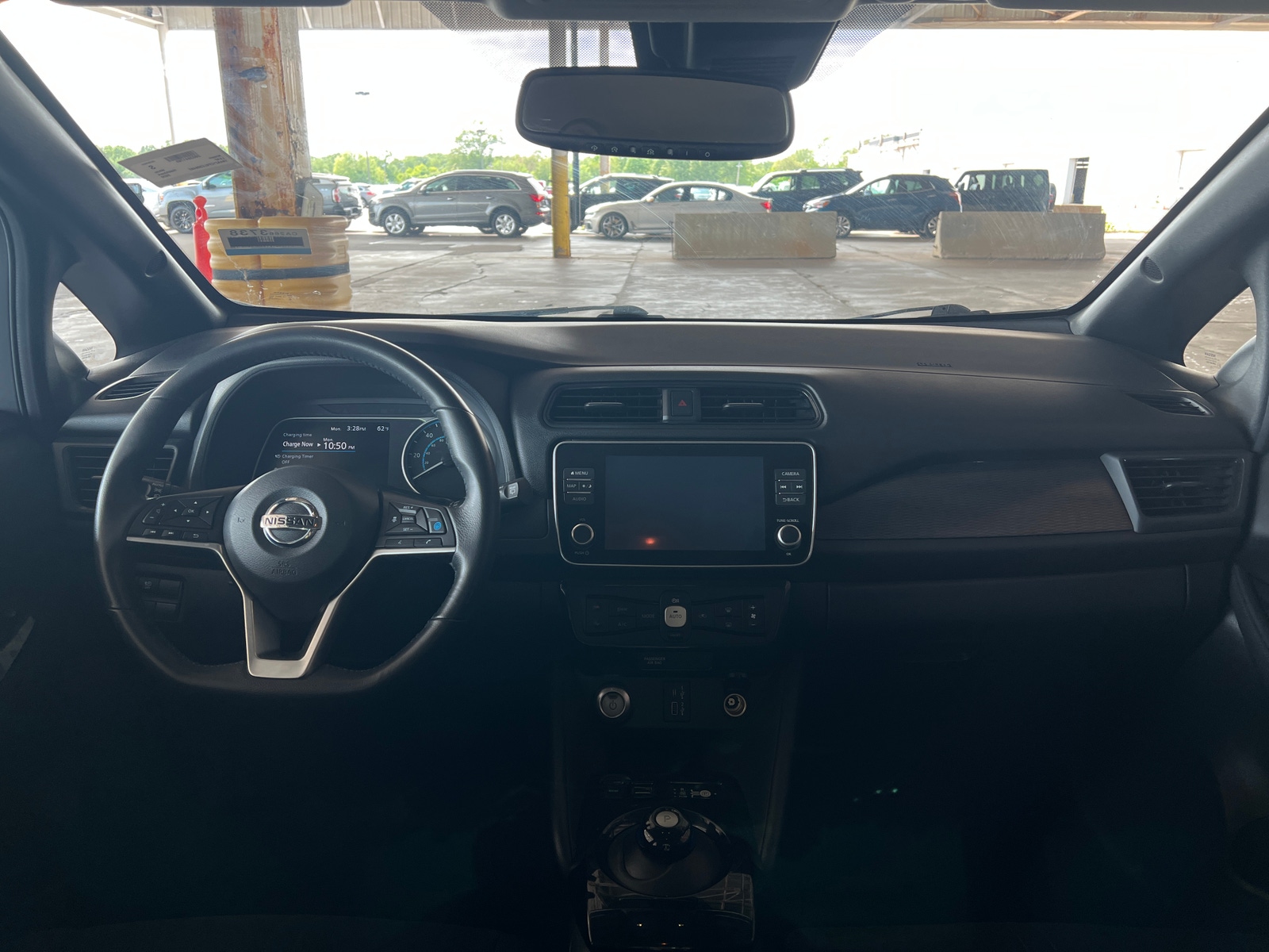 Thumbnail: 2020 Nissan Leaf - 3