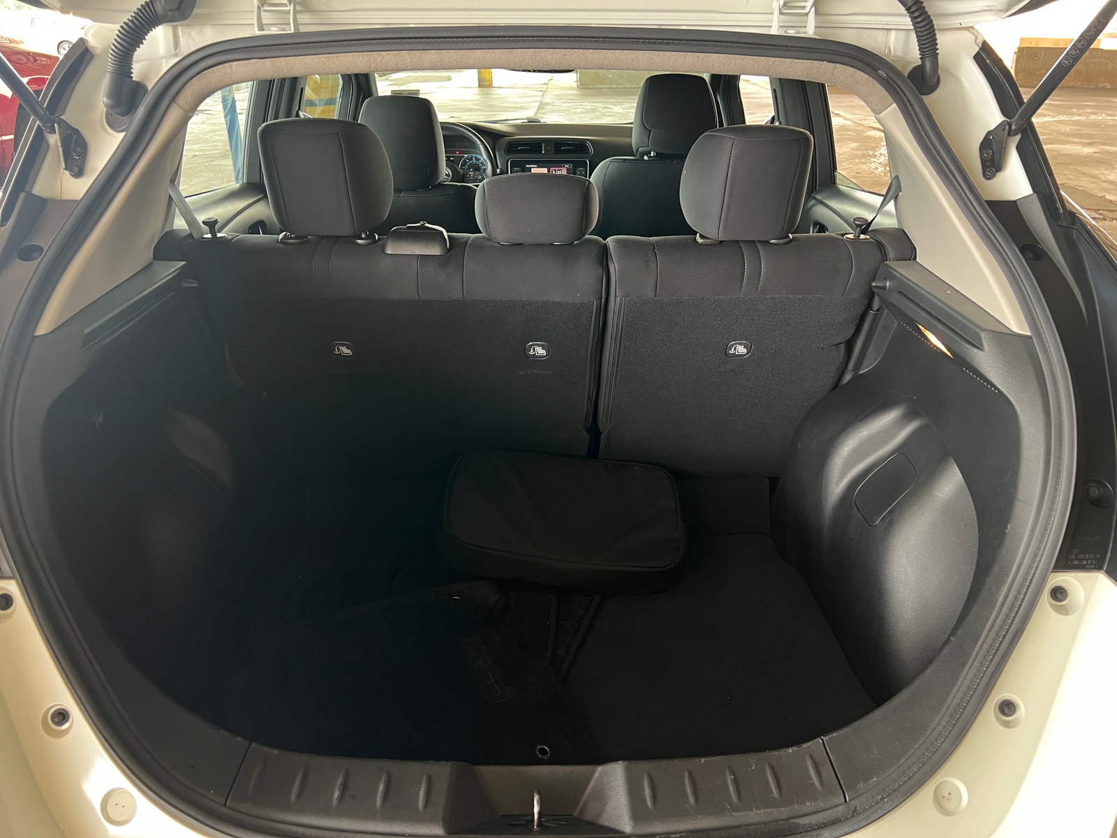 Thumbnail: 2020 Nissan Leaf - 7