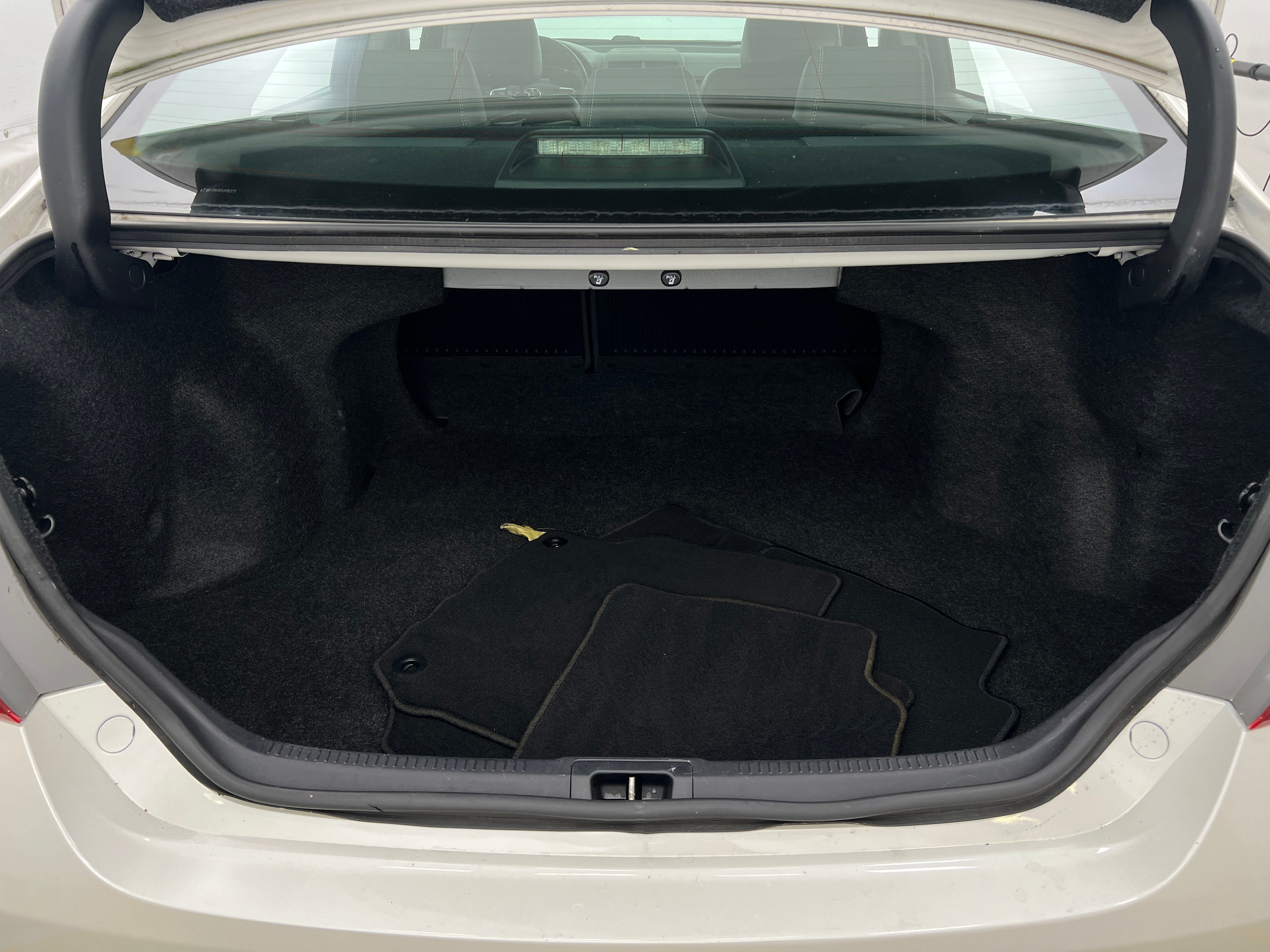 2015 Toyota Camry SE 7