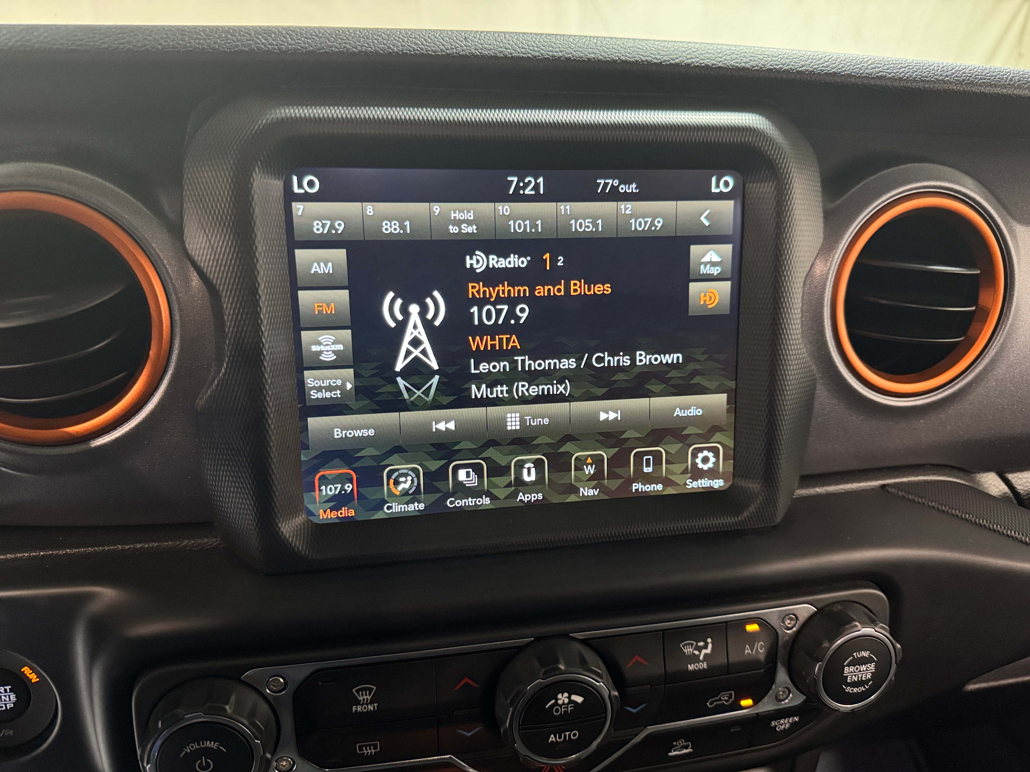2022 Jeep Gladiator Mojave 4