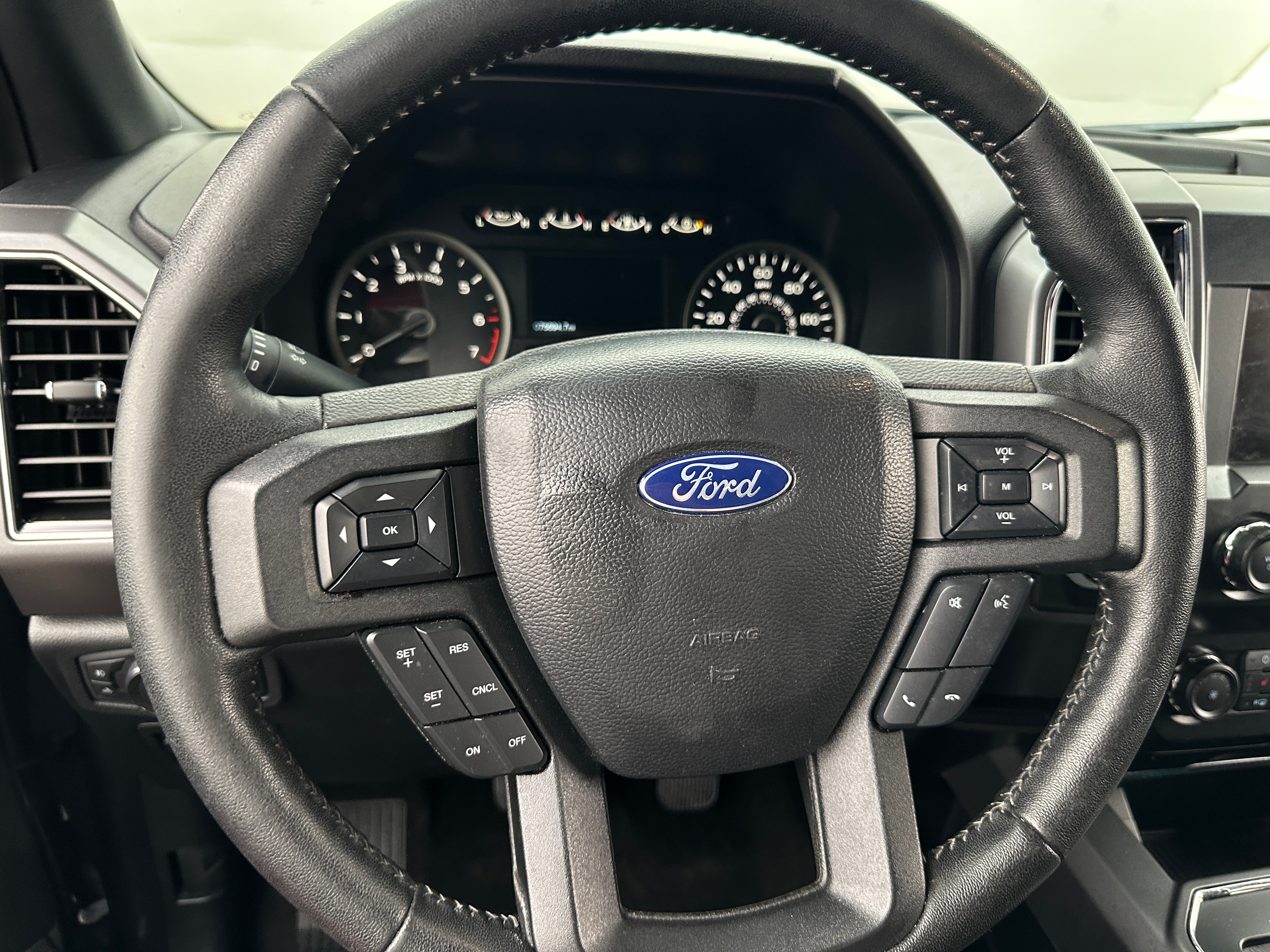 2020 Ford Econoline E-150 5