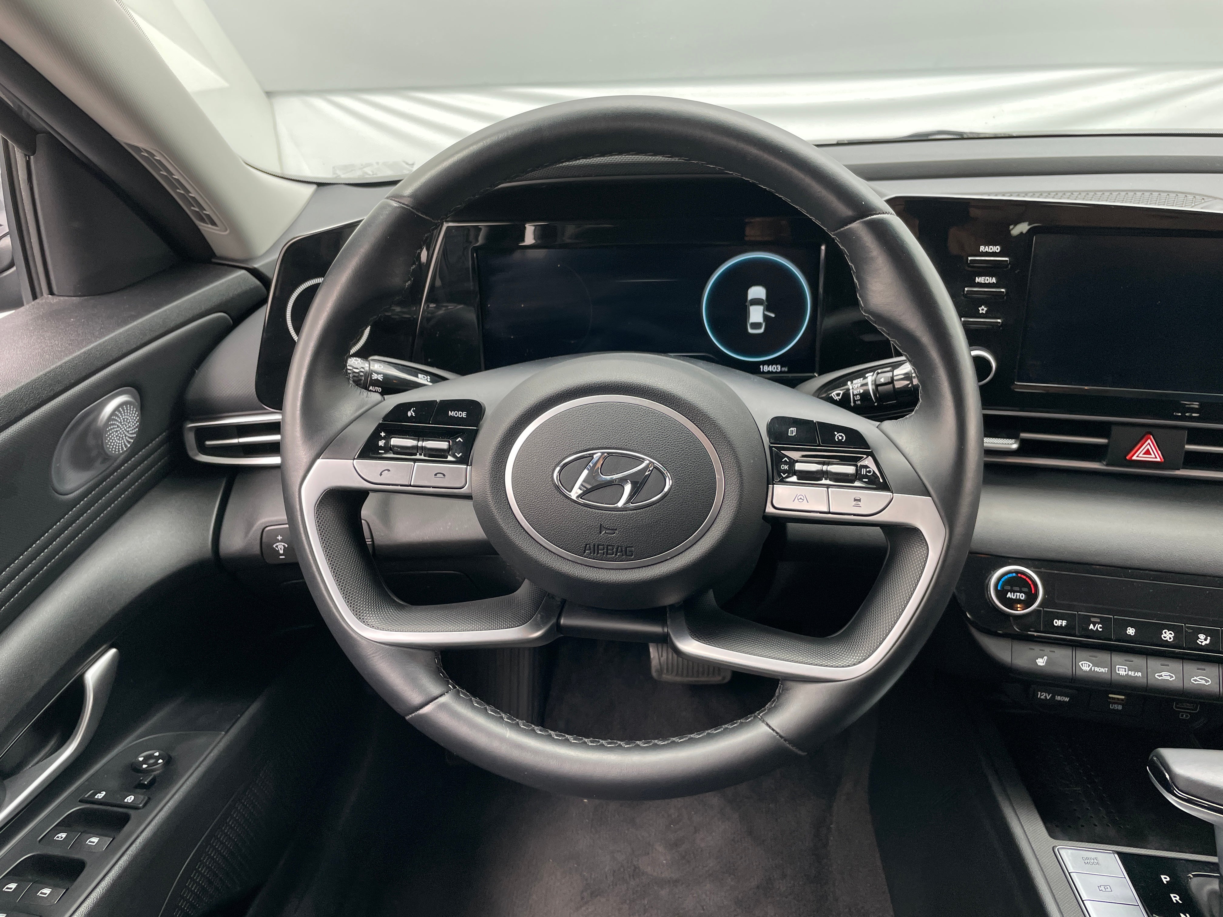 2022 Hyundai Elantra SEL 5