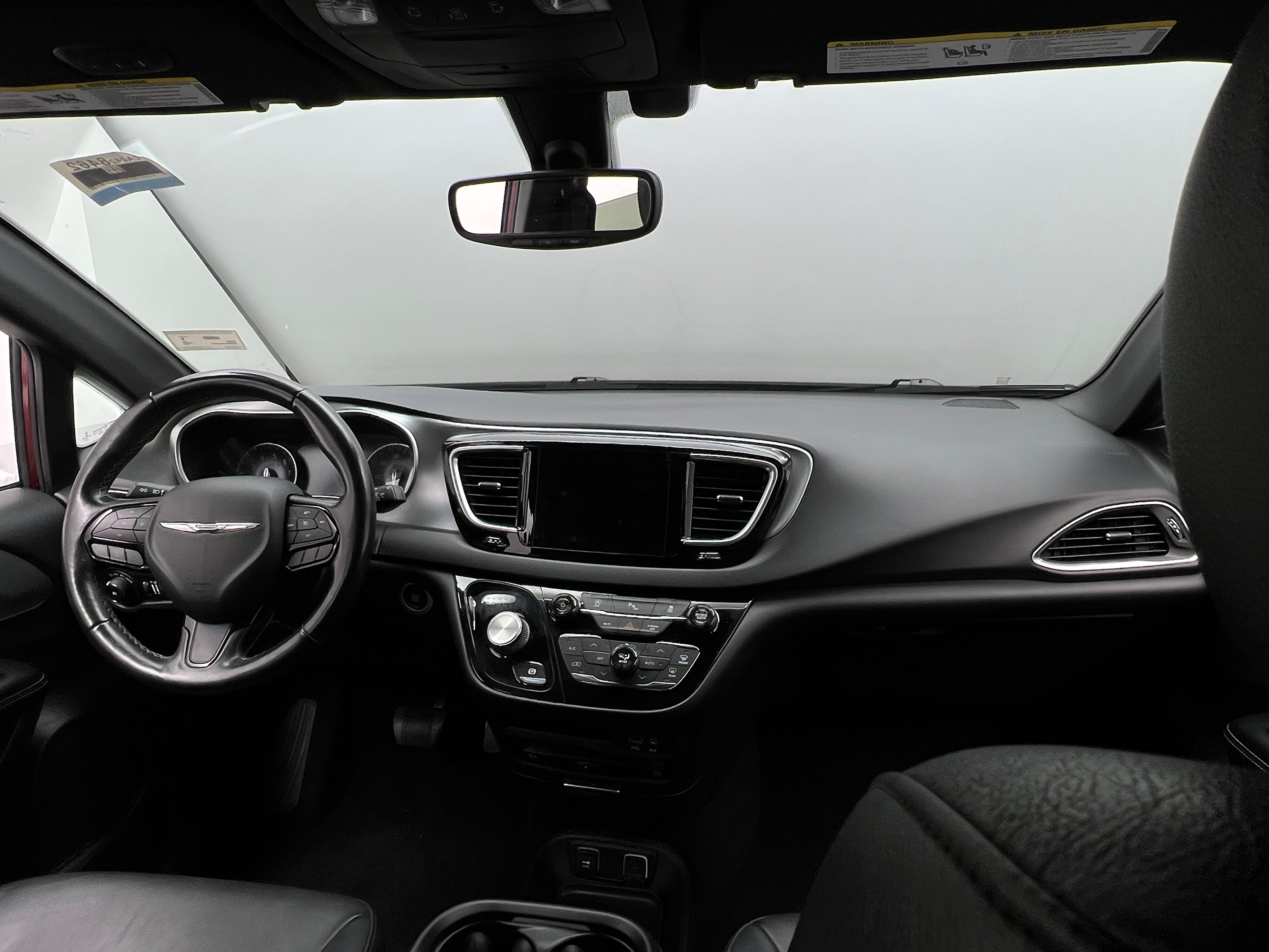 2019 Chrysler Pacifica  2