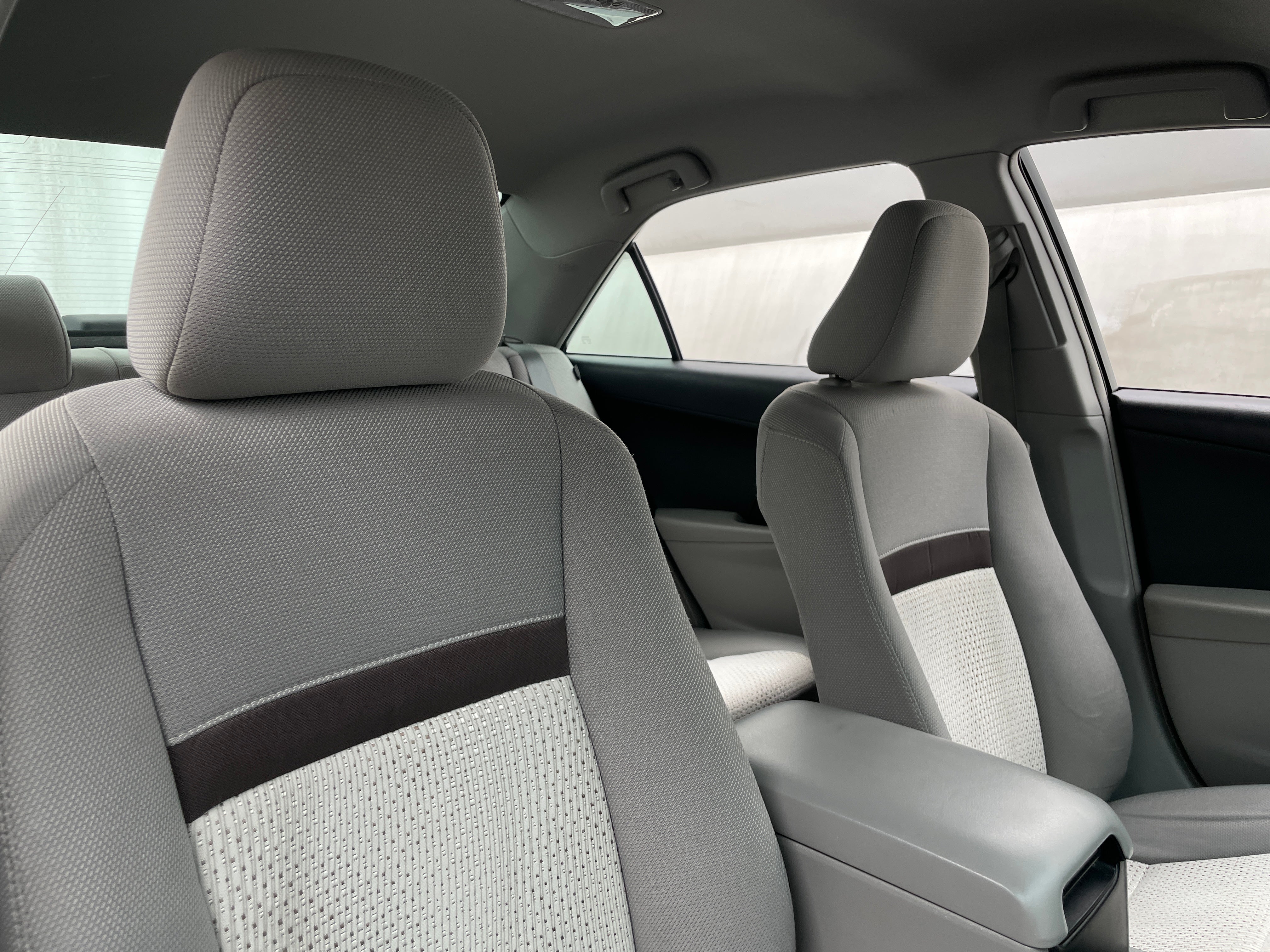 2014 Toyota Camry LE 2