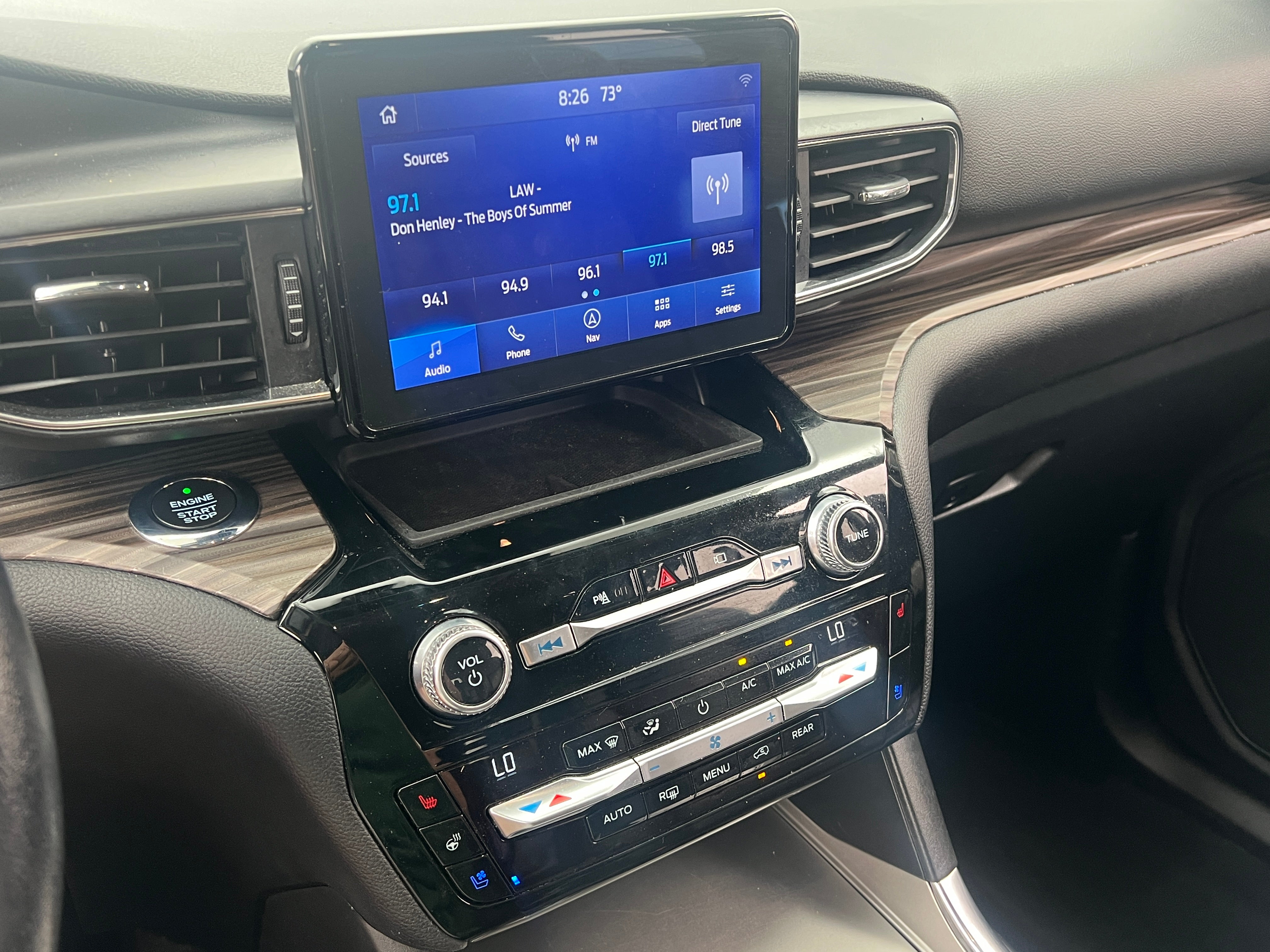 2021 Ford Explorer Limited 3