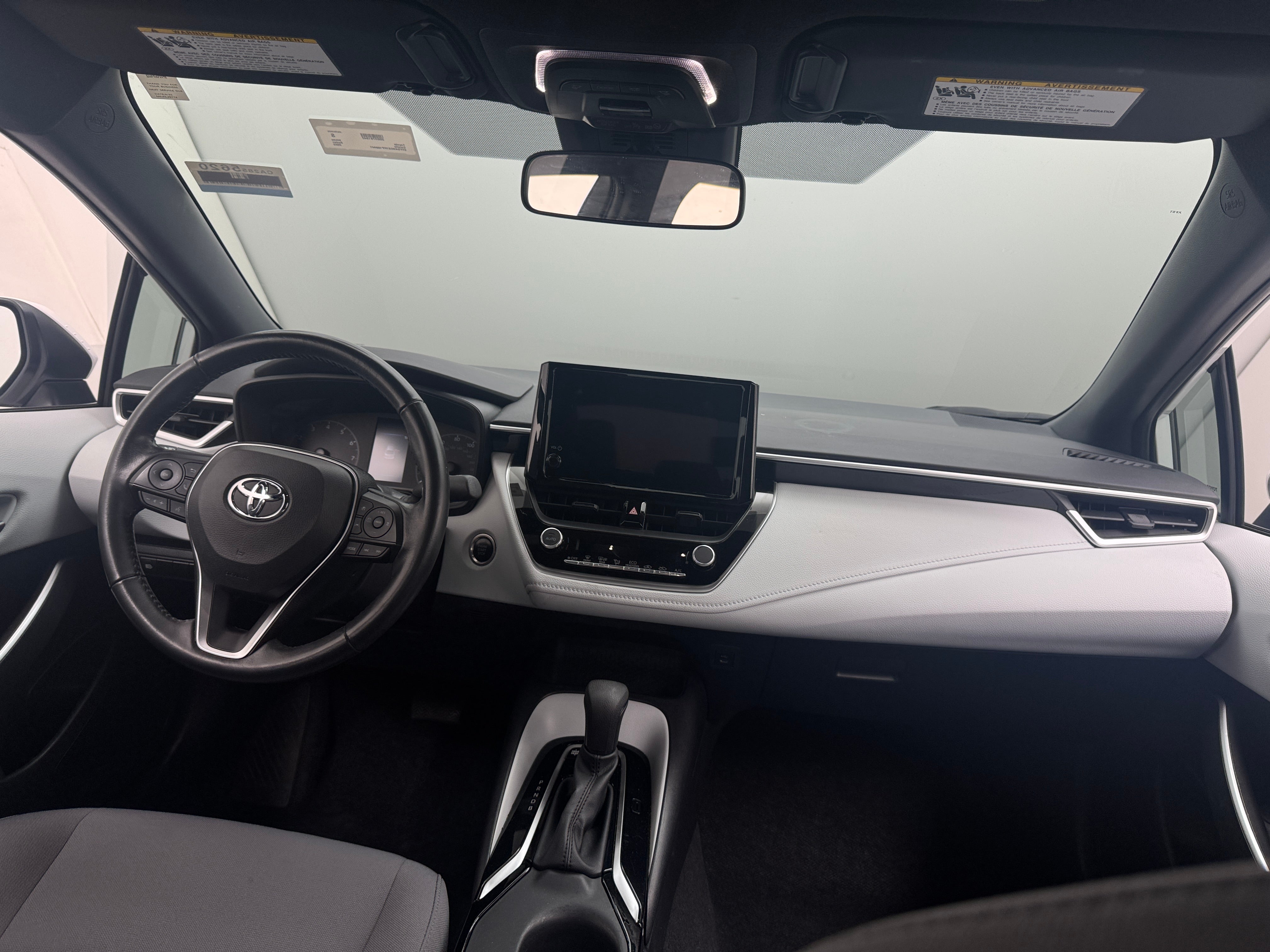 2023 Toyota Corolla SE 3