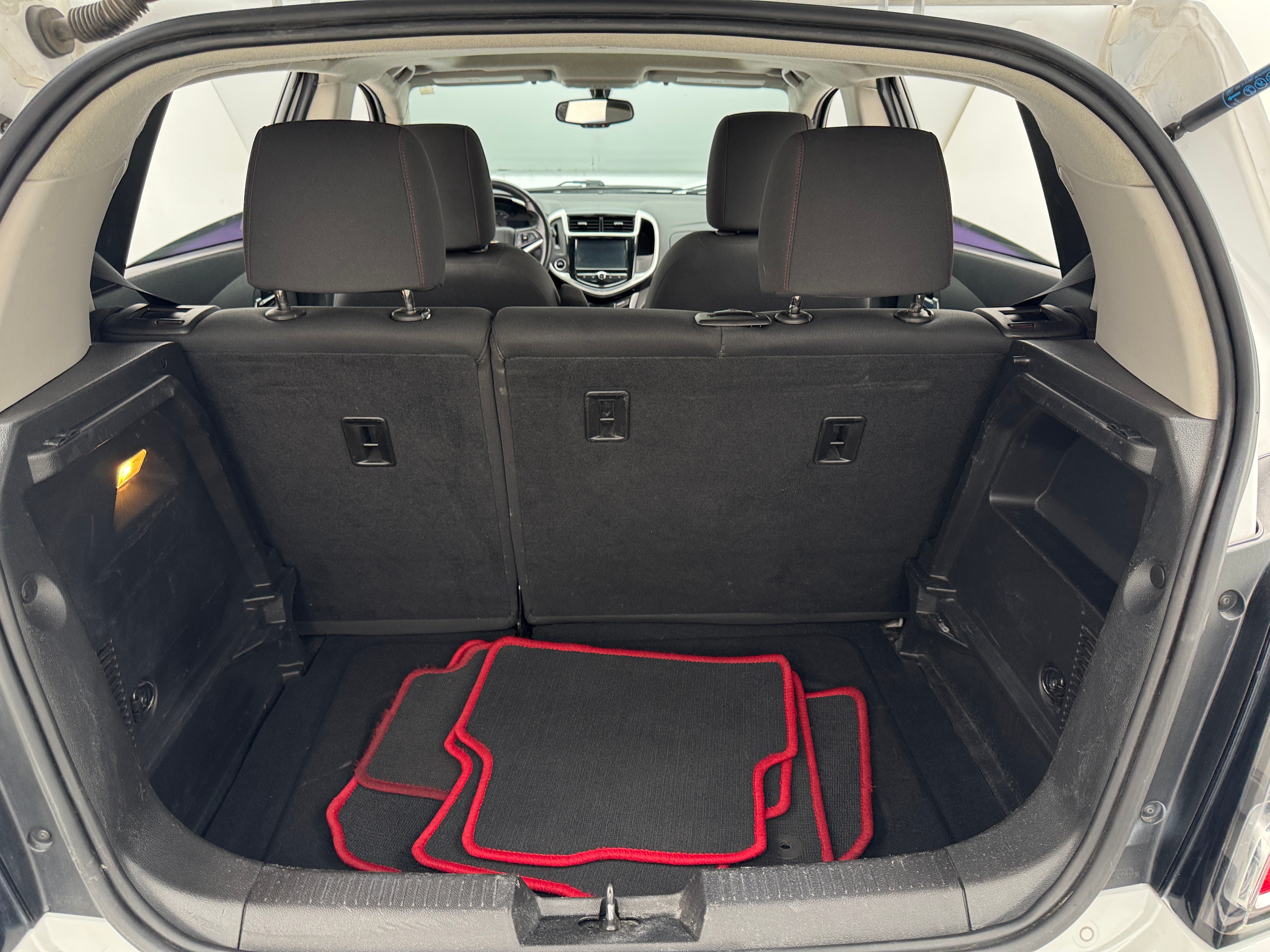 2017 Chevrolet Sonic LT 7