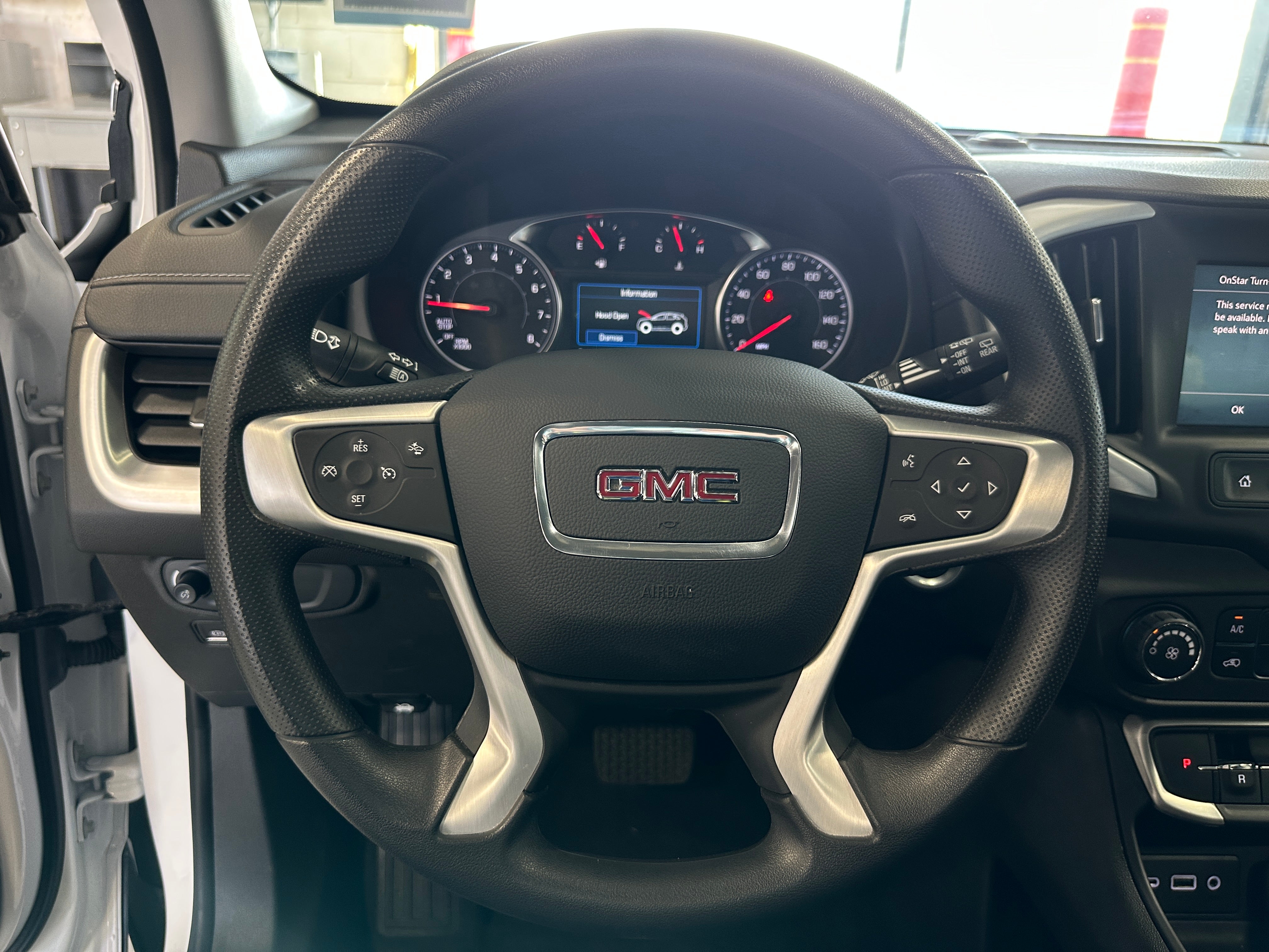 2024 GMC Terrain SLE 5