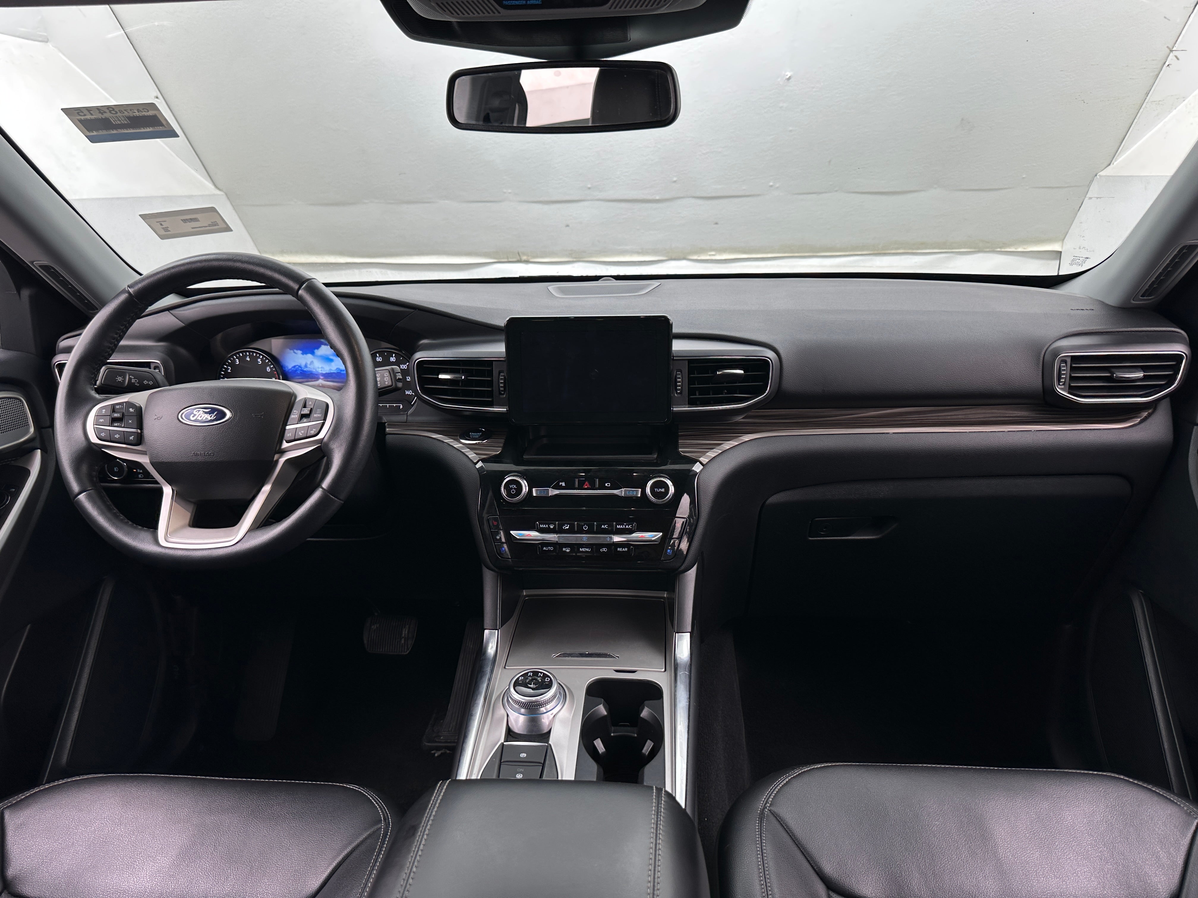 2023 Ford Explorer Limited 2