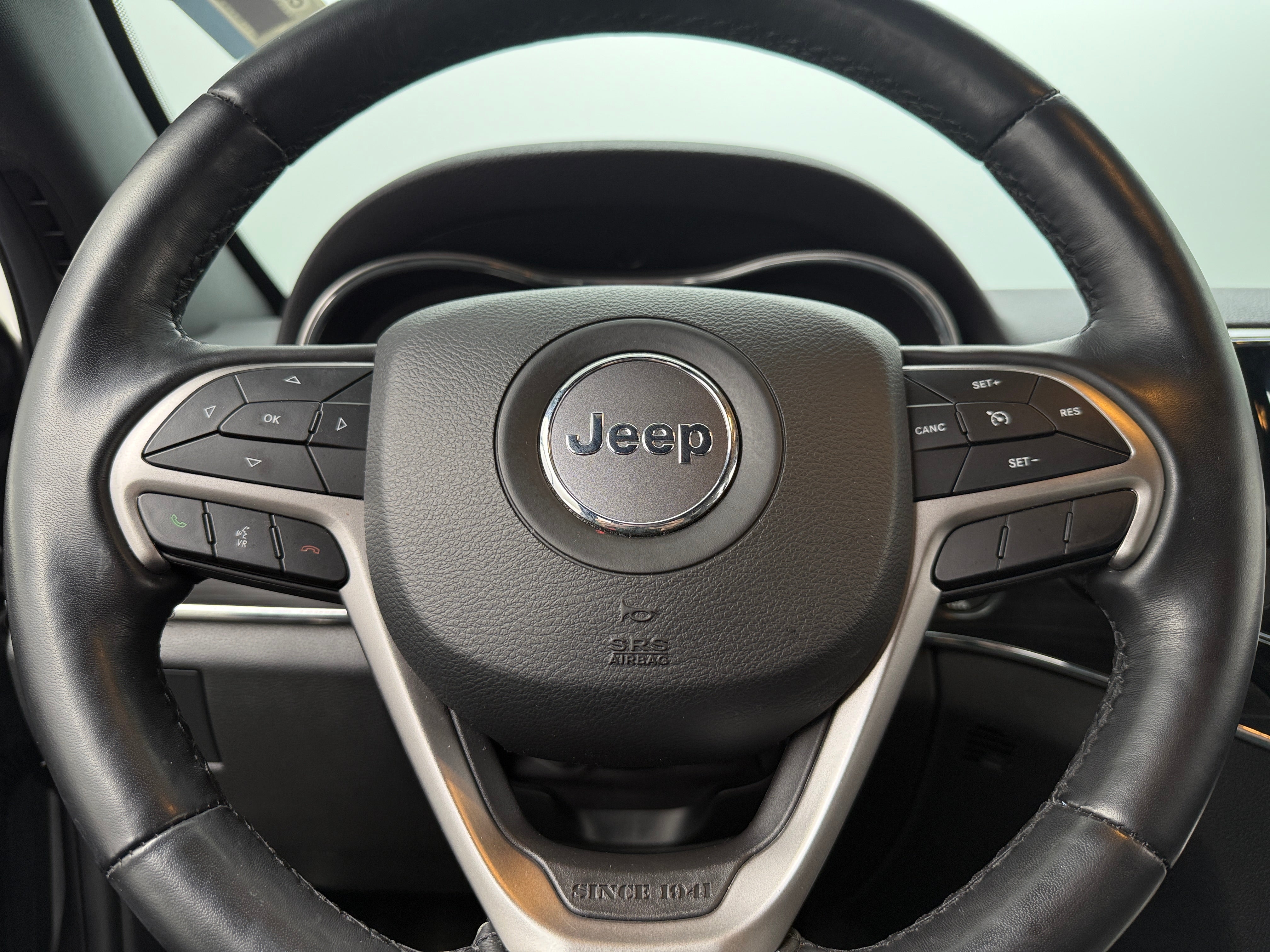 2021 Jeep Grand Cherokee Limited Edition 4