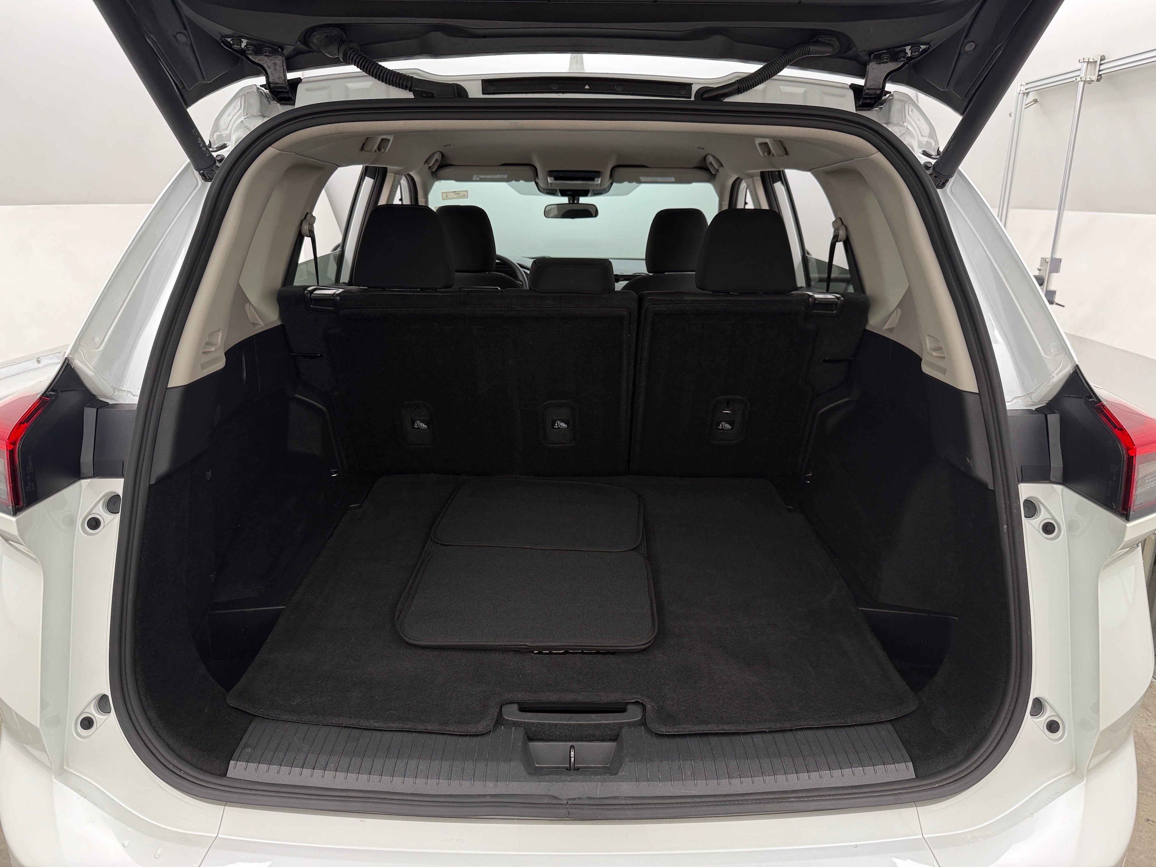 2024 Nissan Rogue SV 7