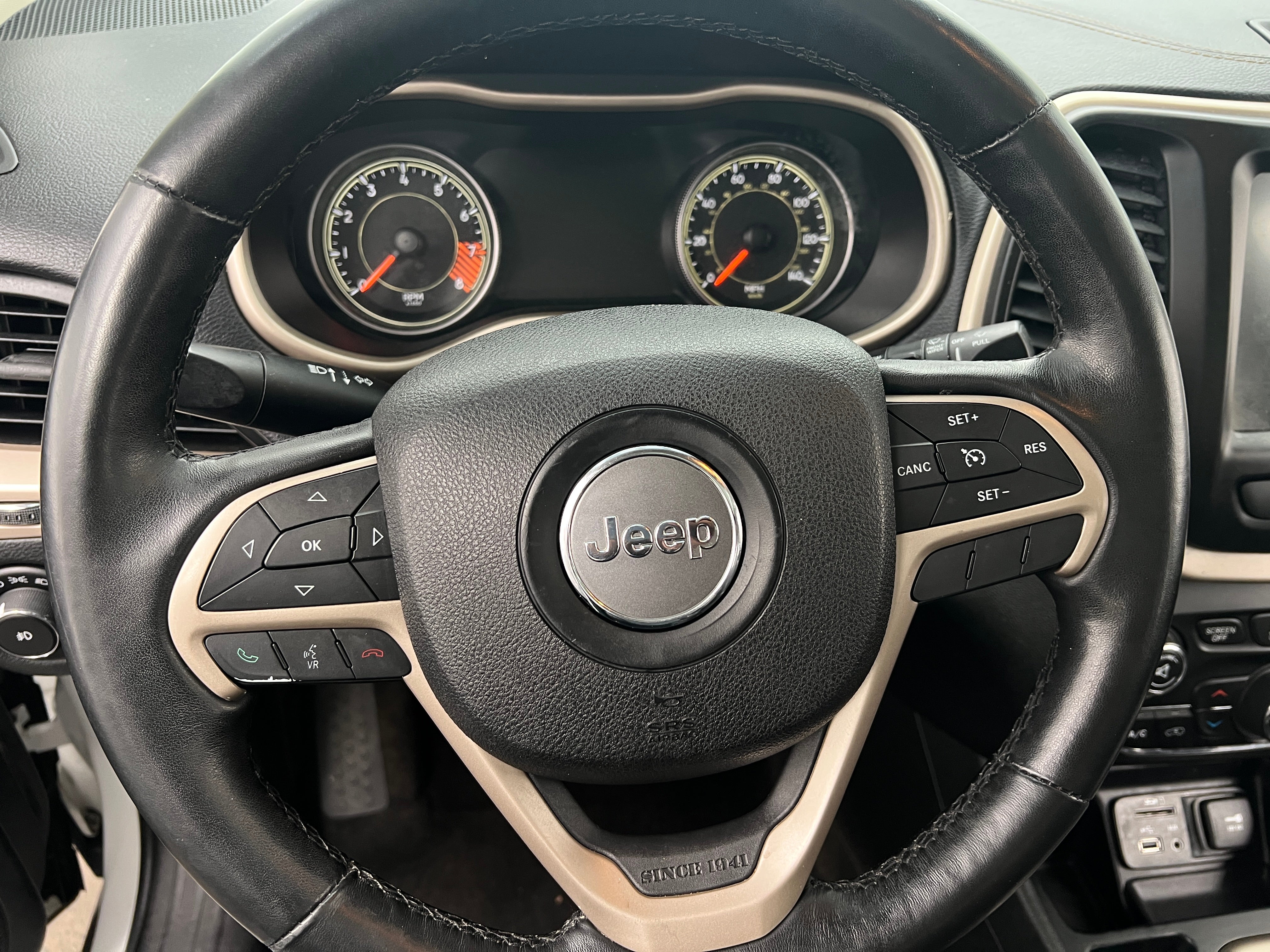 2015 Jeep Cherokee Limited Edition 4