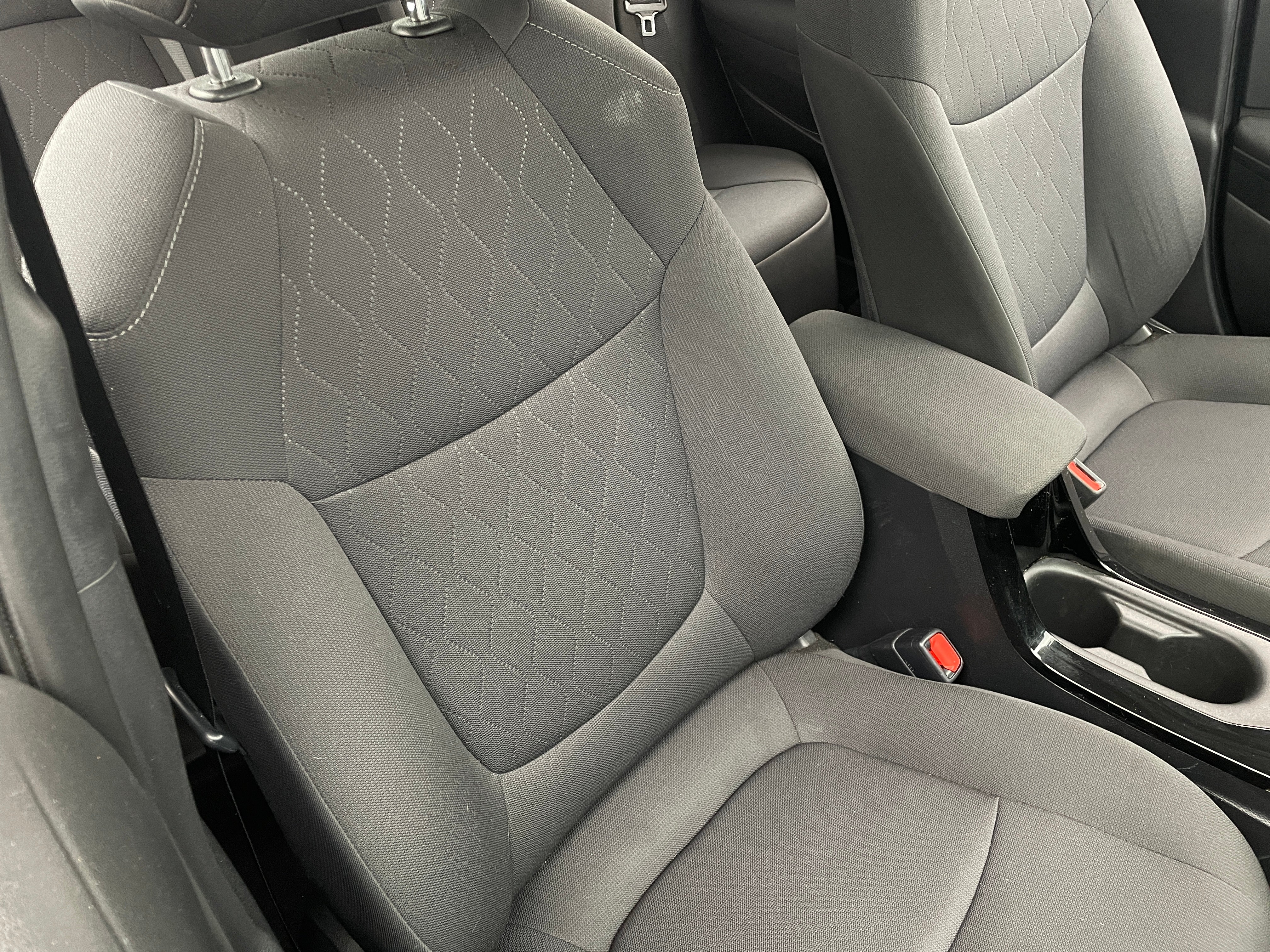 2020 Toyota Corolla LE 2