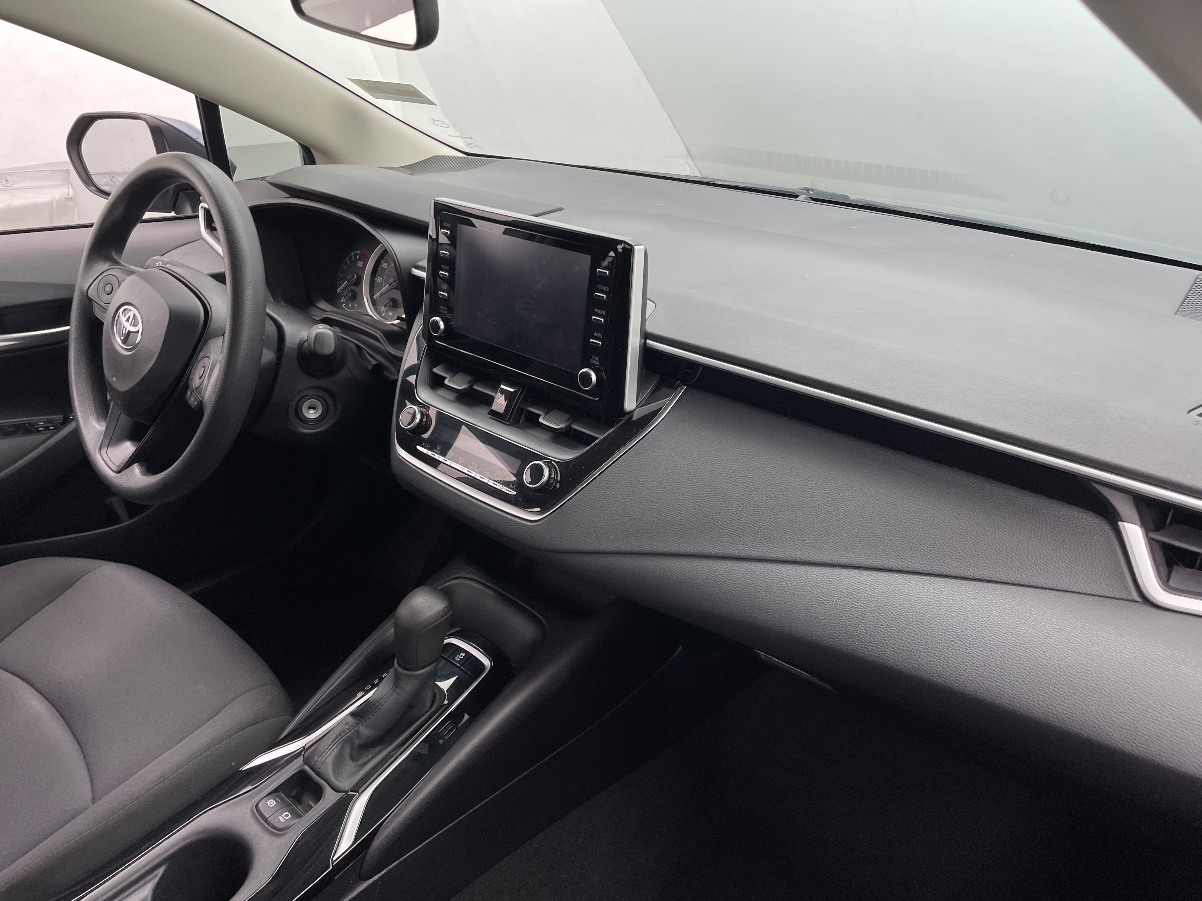 2020 Toyota Corolla LE 3