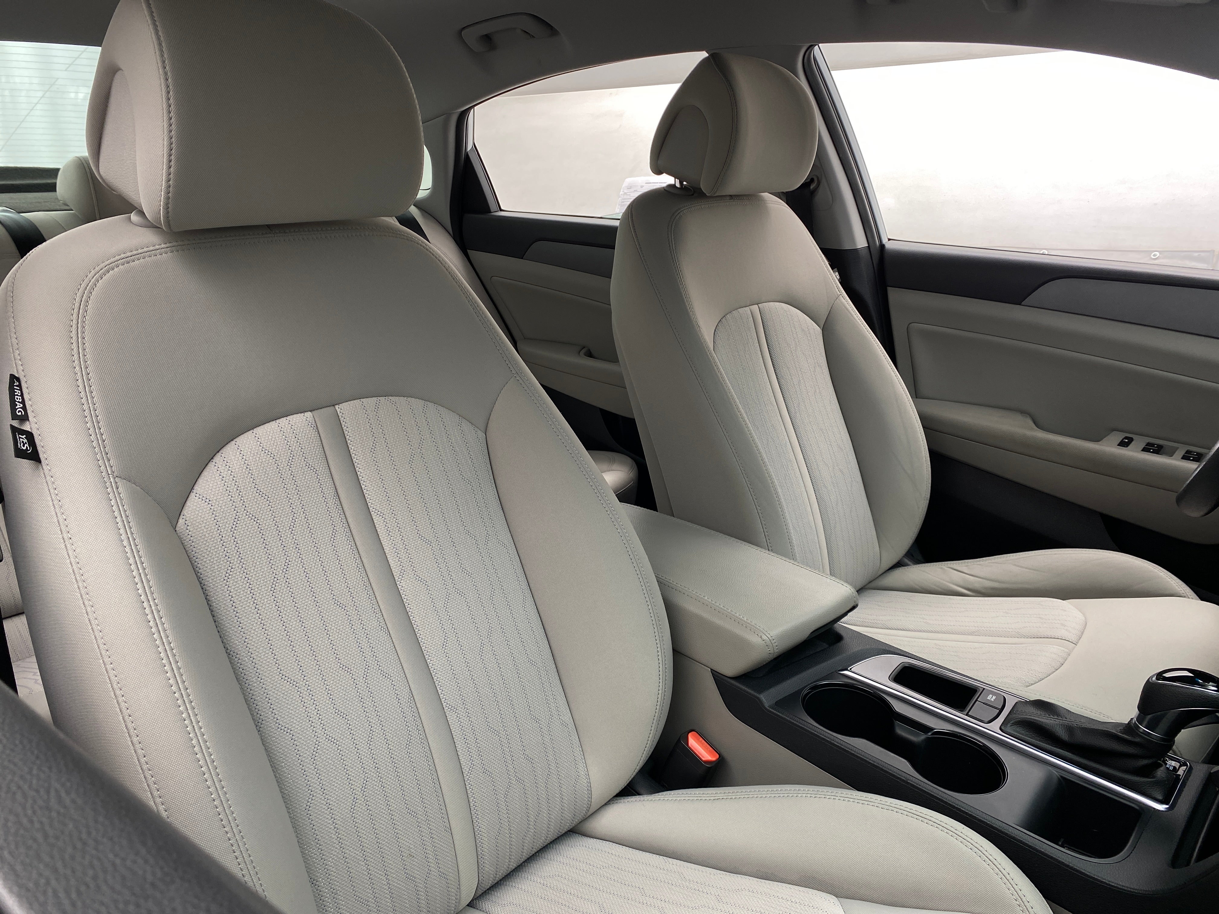 2017 Hyundai Sonata SE 2