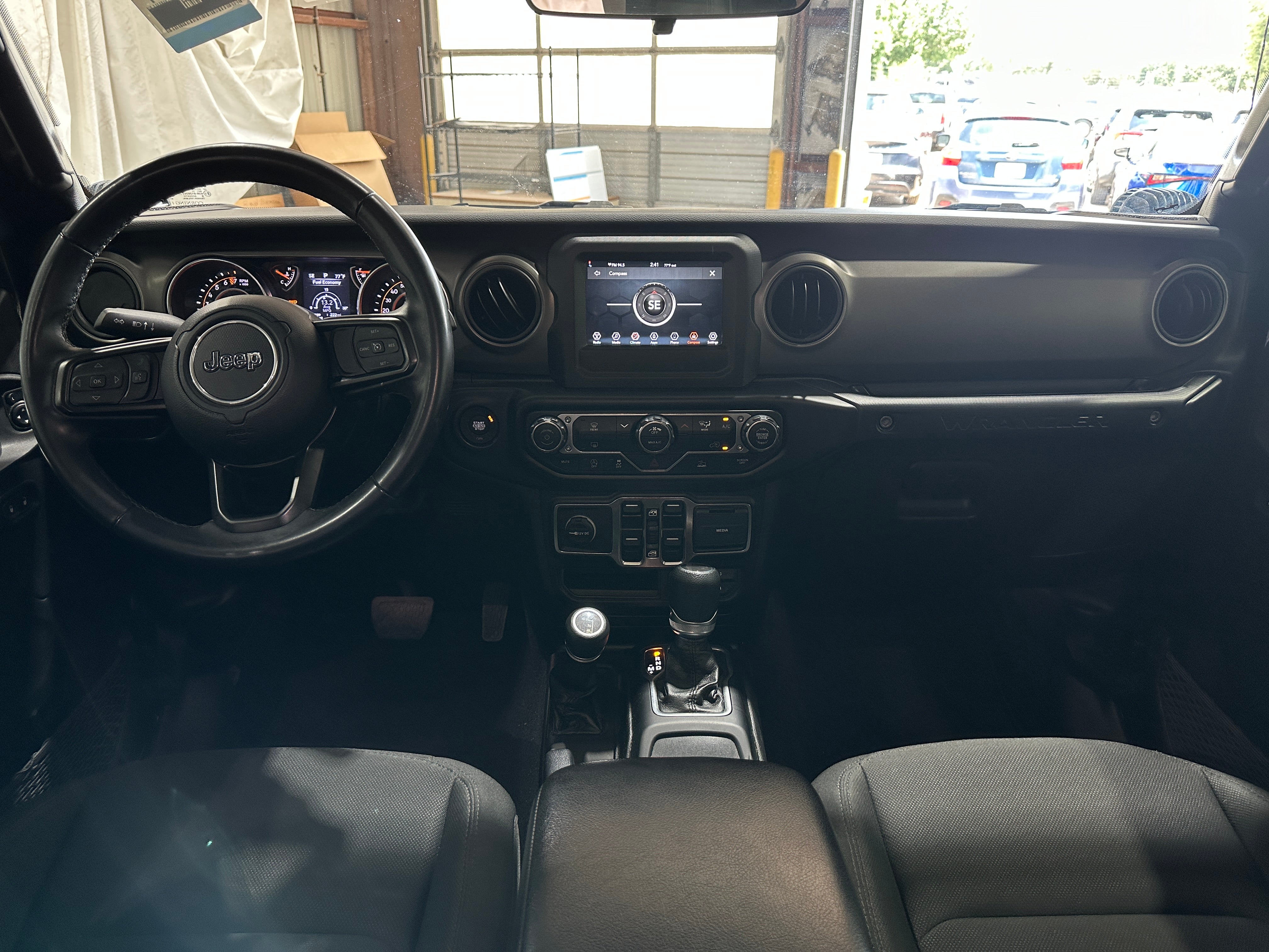 Thumbnail: 2022 Jeep Wrangler - 3