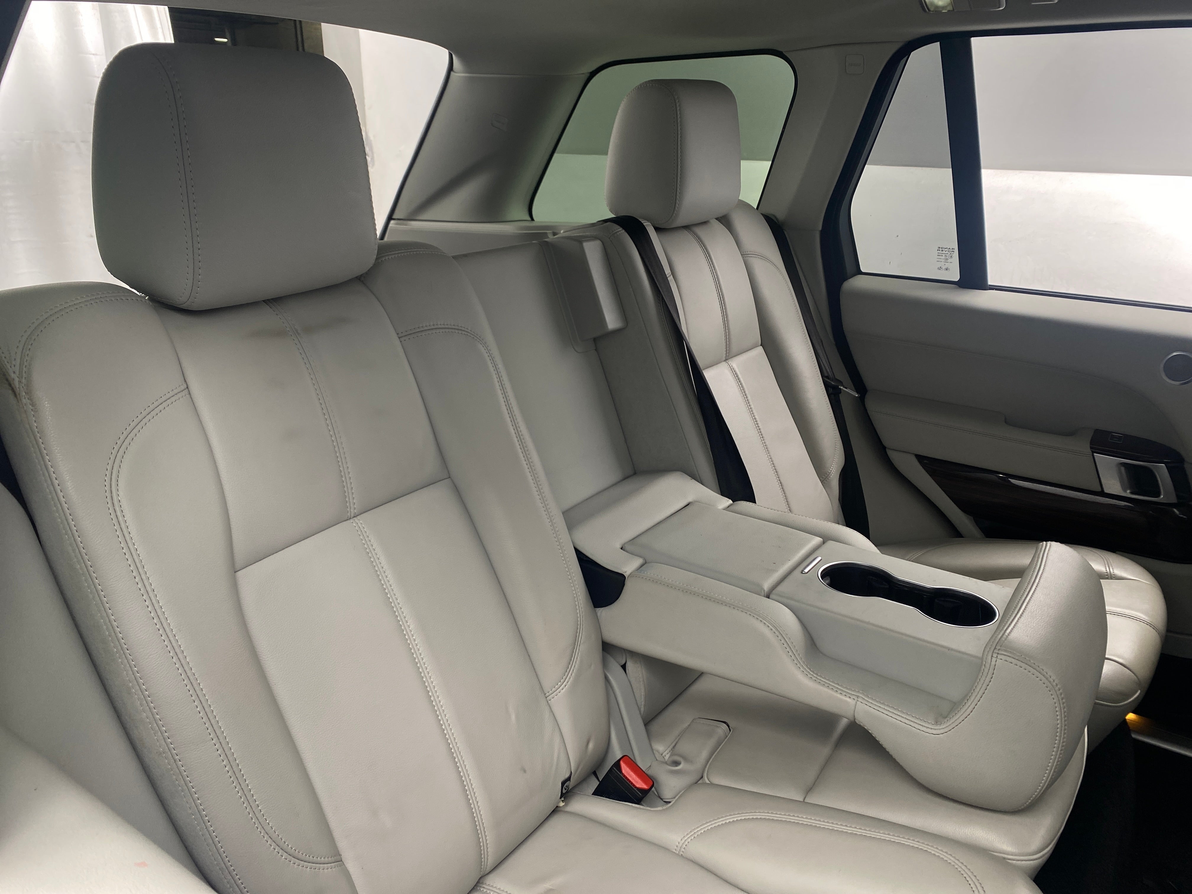 2017 Land Rover Range Rover SE 5