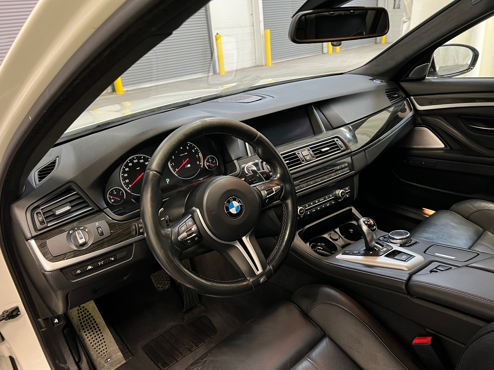 Thumbnail: 2014 BMW M5 - 2