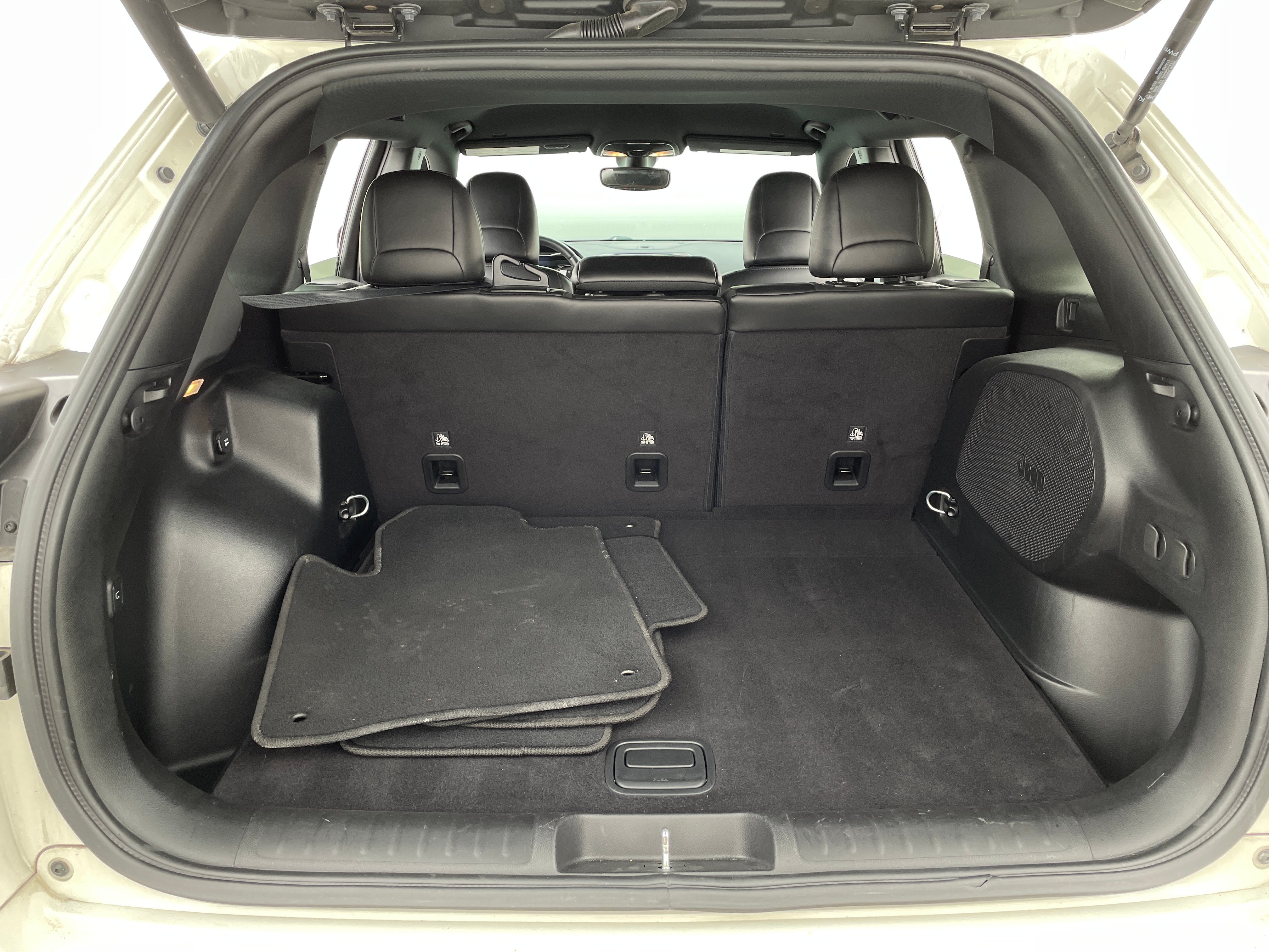 2019 Jeep Cherokee High Altitude 6