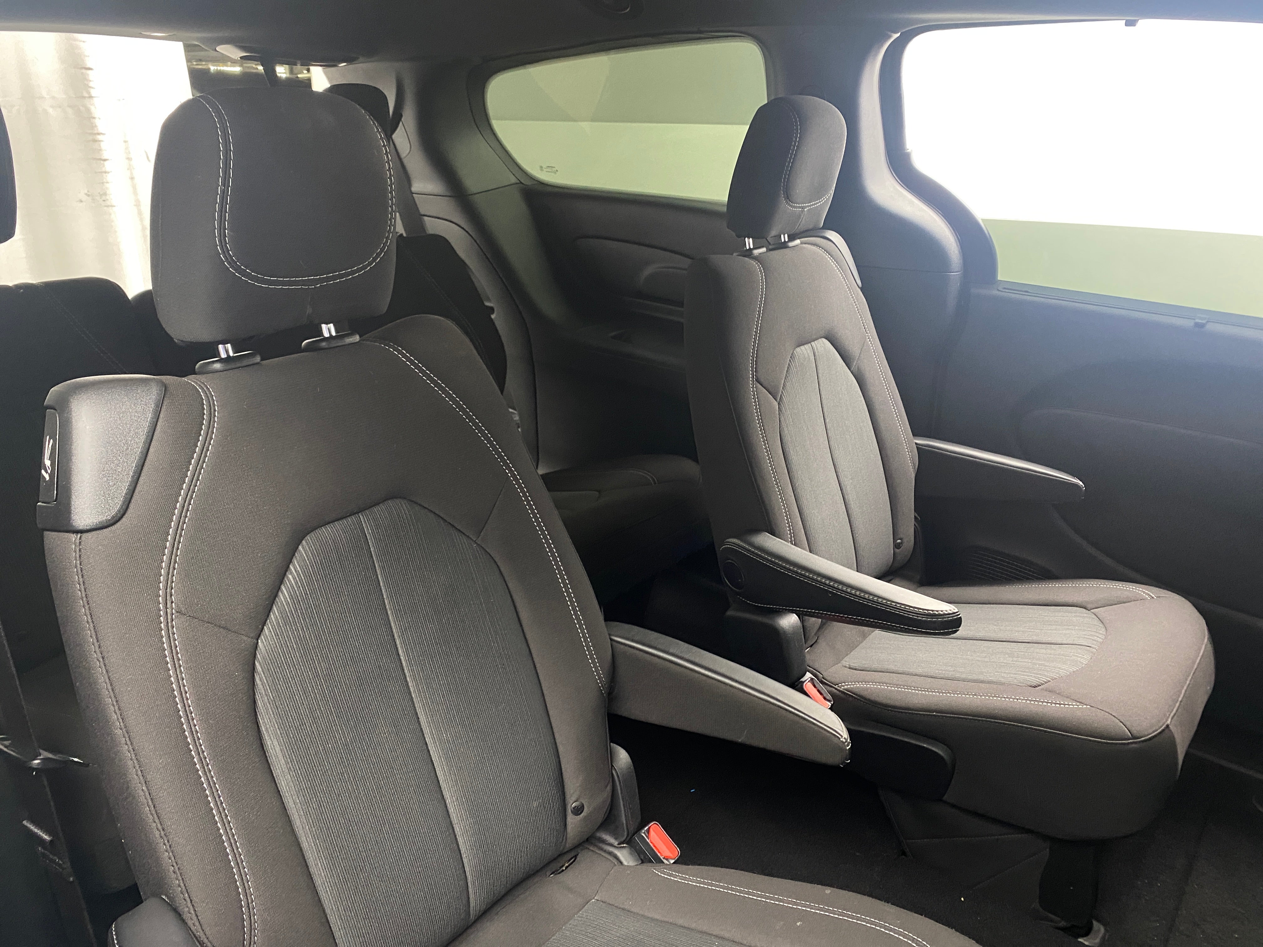 2020 Chrysler Pacifica Touring 6