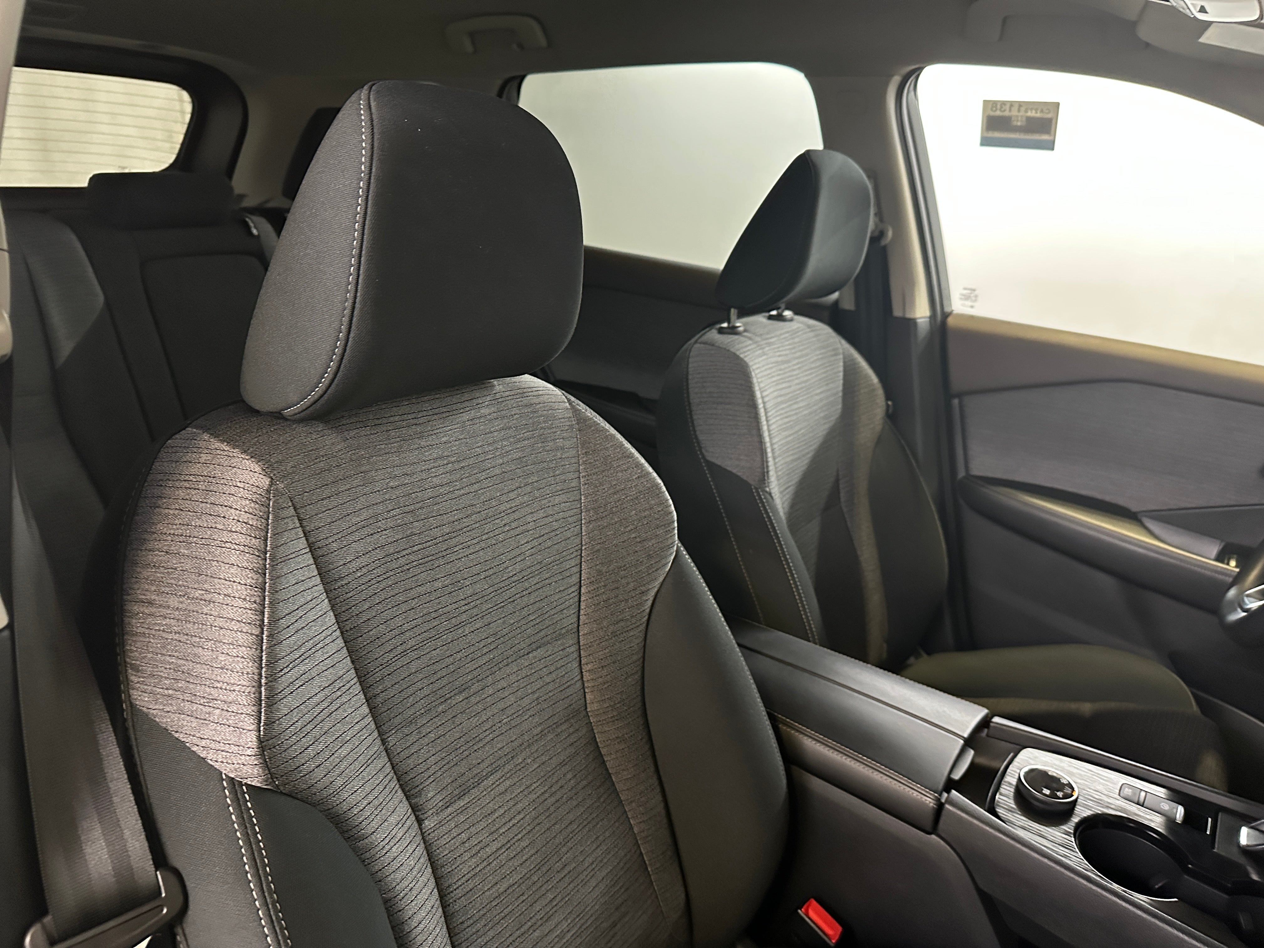 2023 Nissan Rogue SV 2