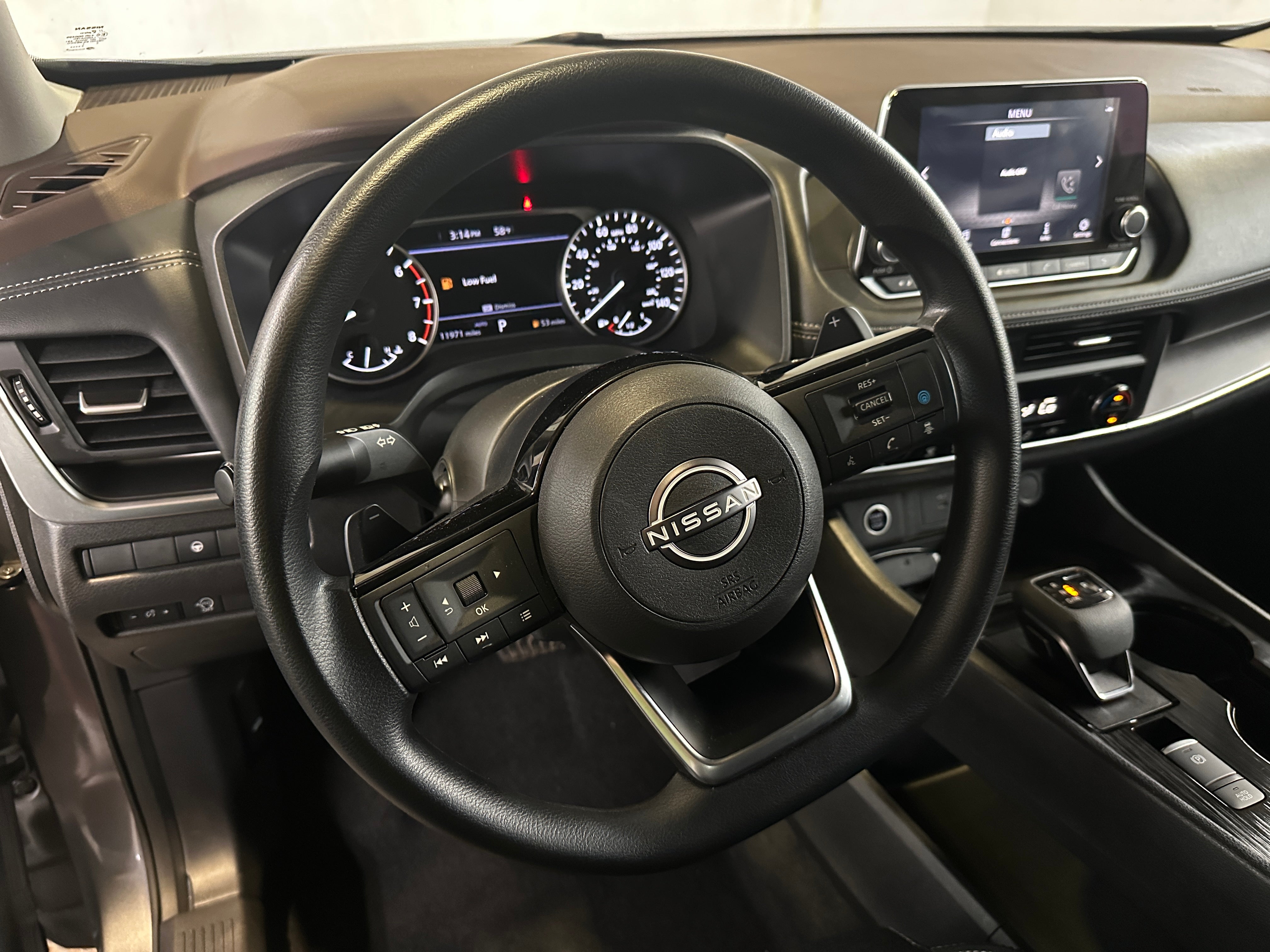 2023 Nissan Rogue SV 5