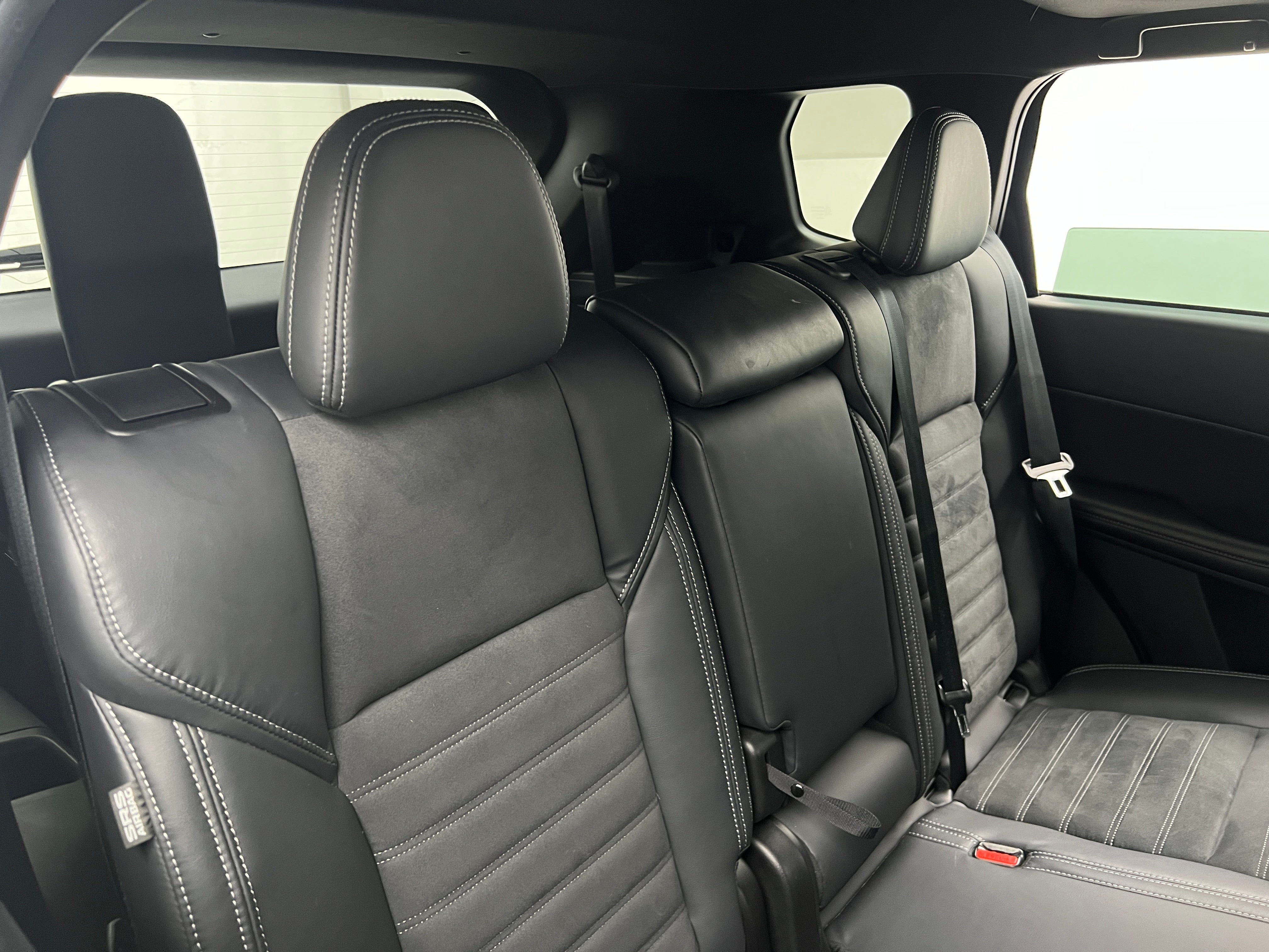 2022 Mitsubishi Outlander Black Edition 5