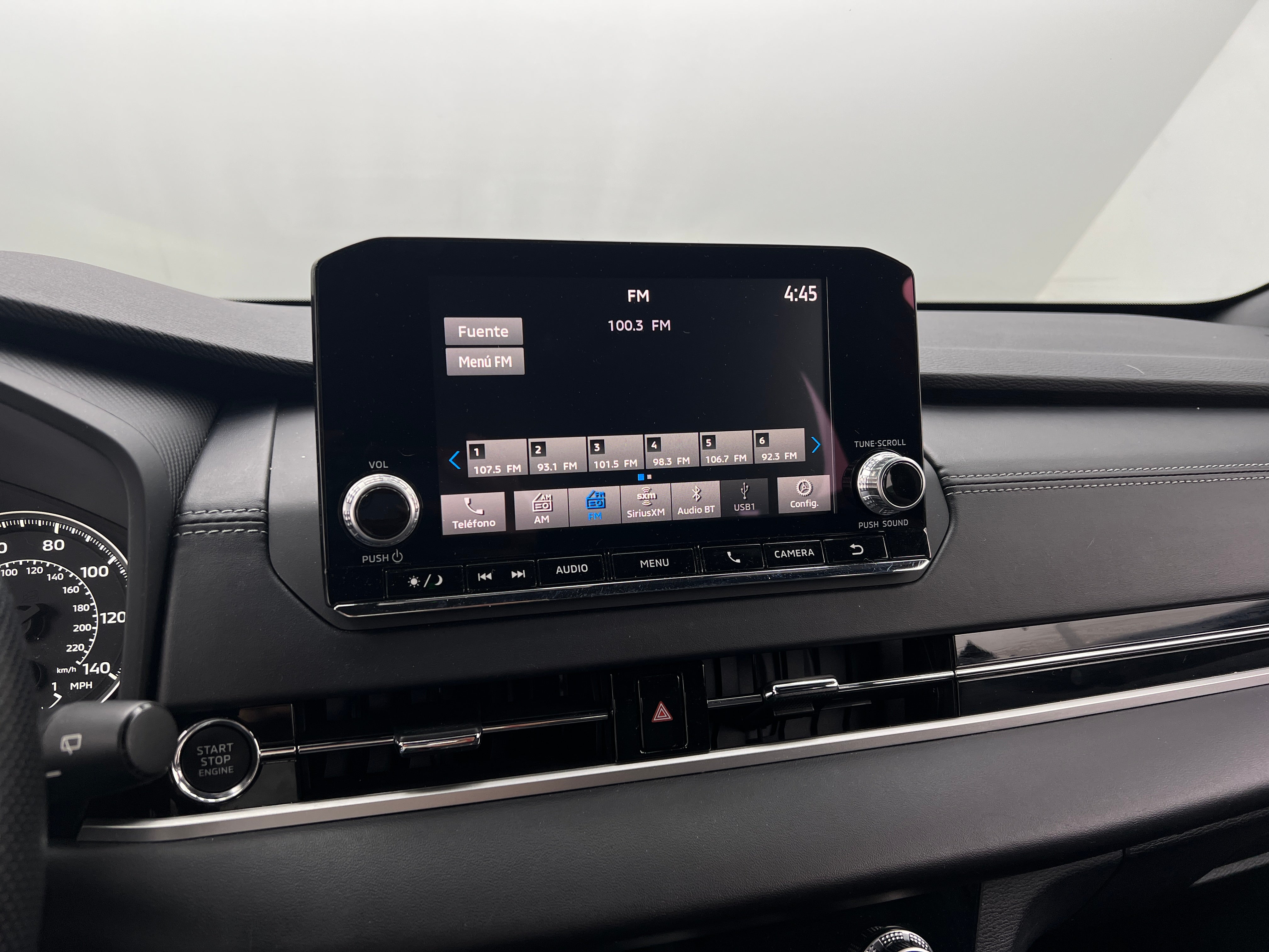 2022 Mitsubishi Outlander Black Edition 3