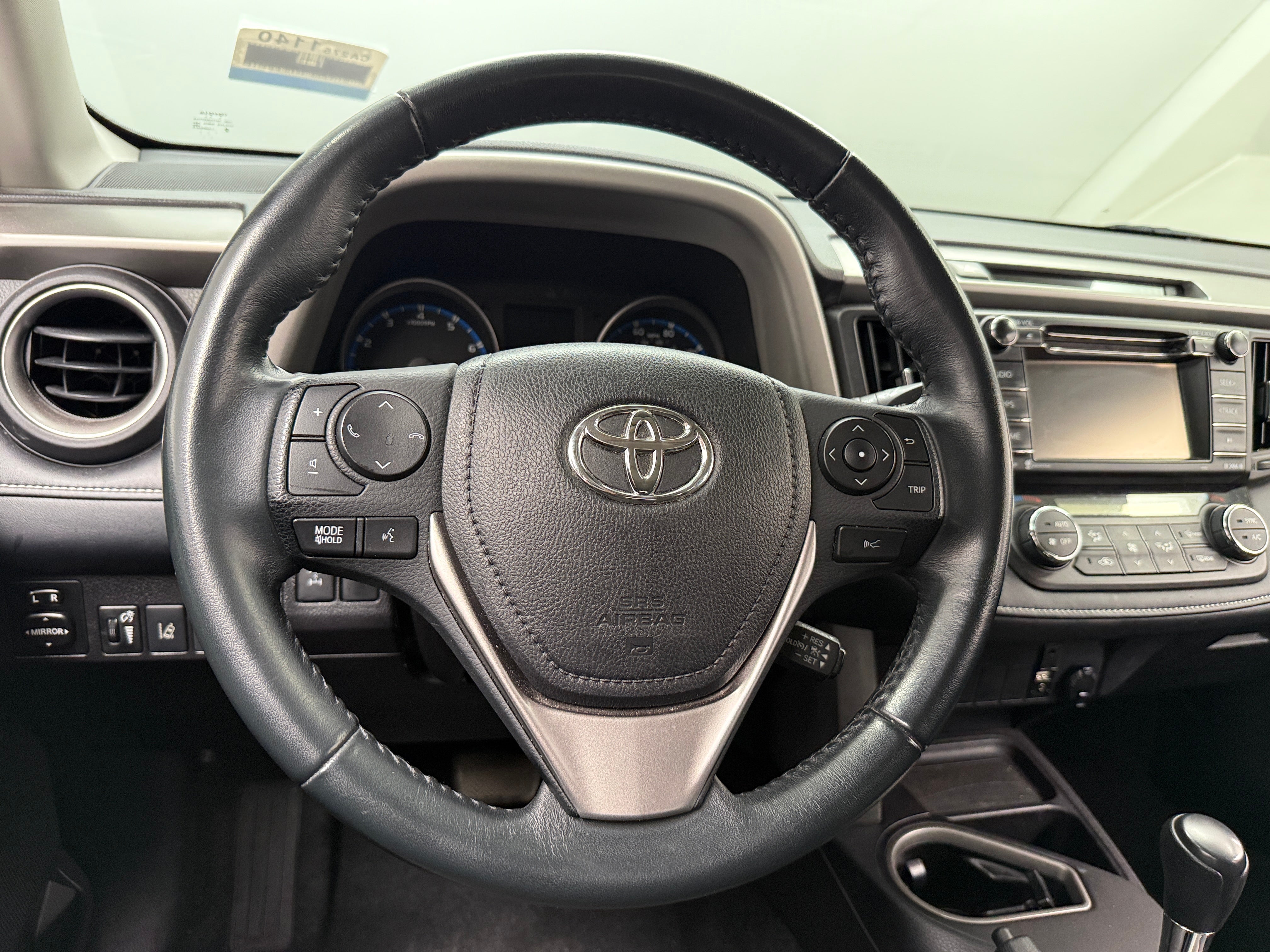 2017 Toyota RAV4 XLE 5