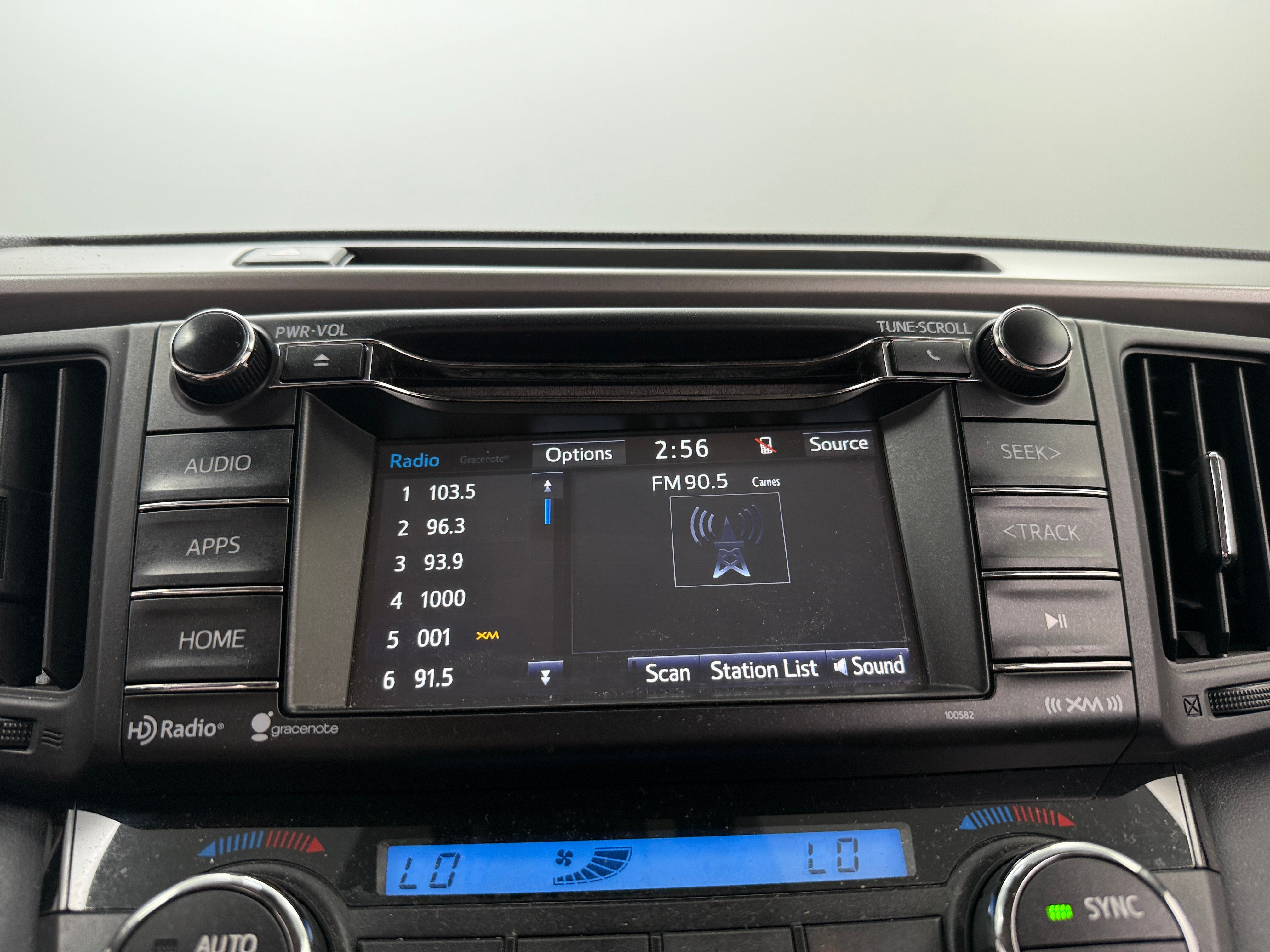 2017 Toyota RAV4 XLE 4
