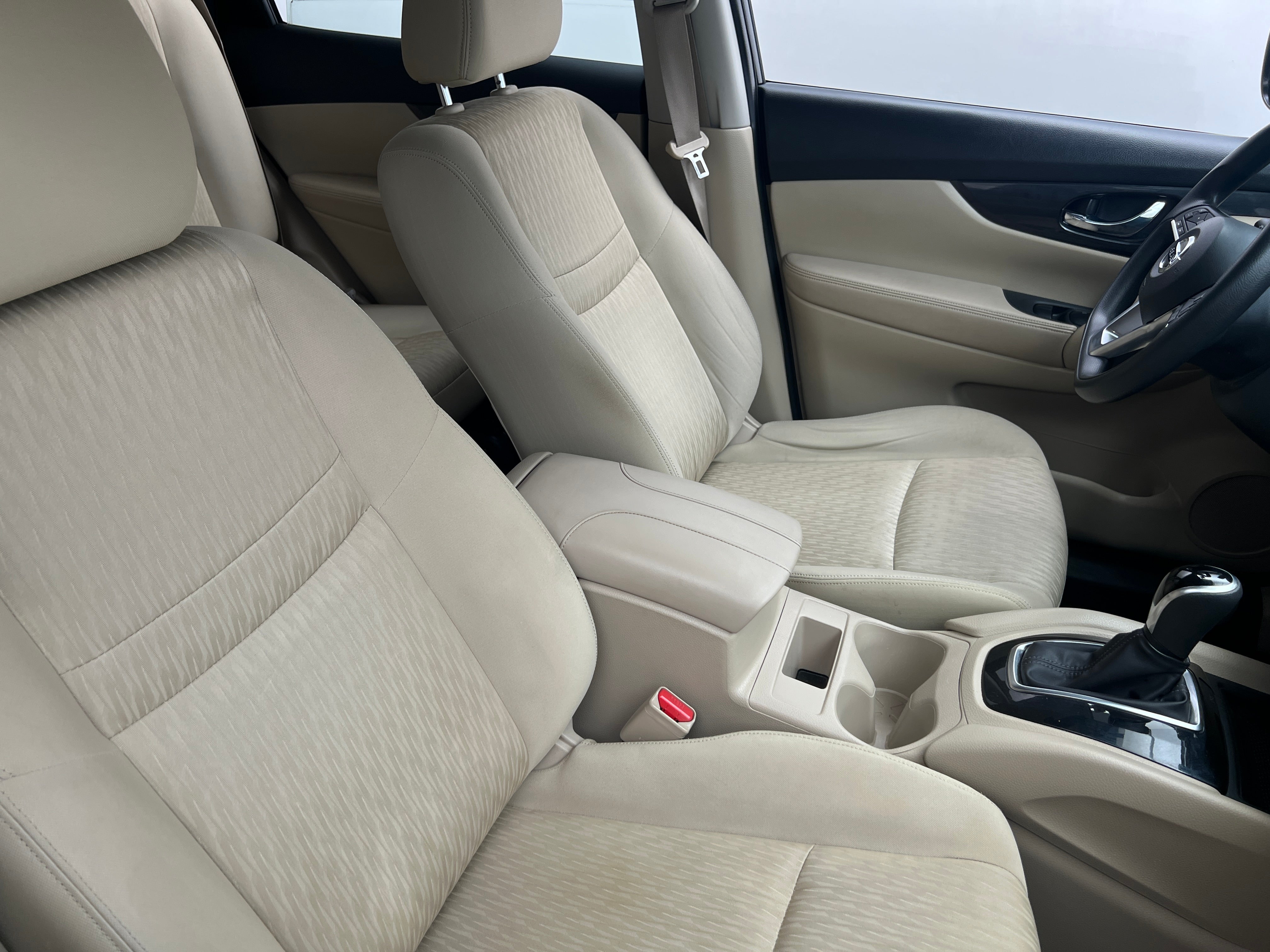 2017 Nissan Rogue S 2