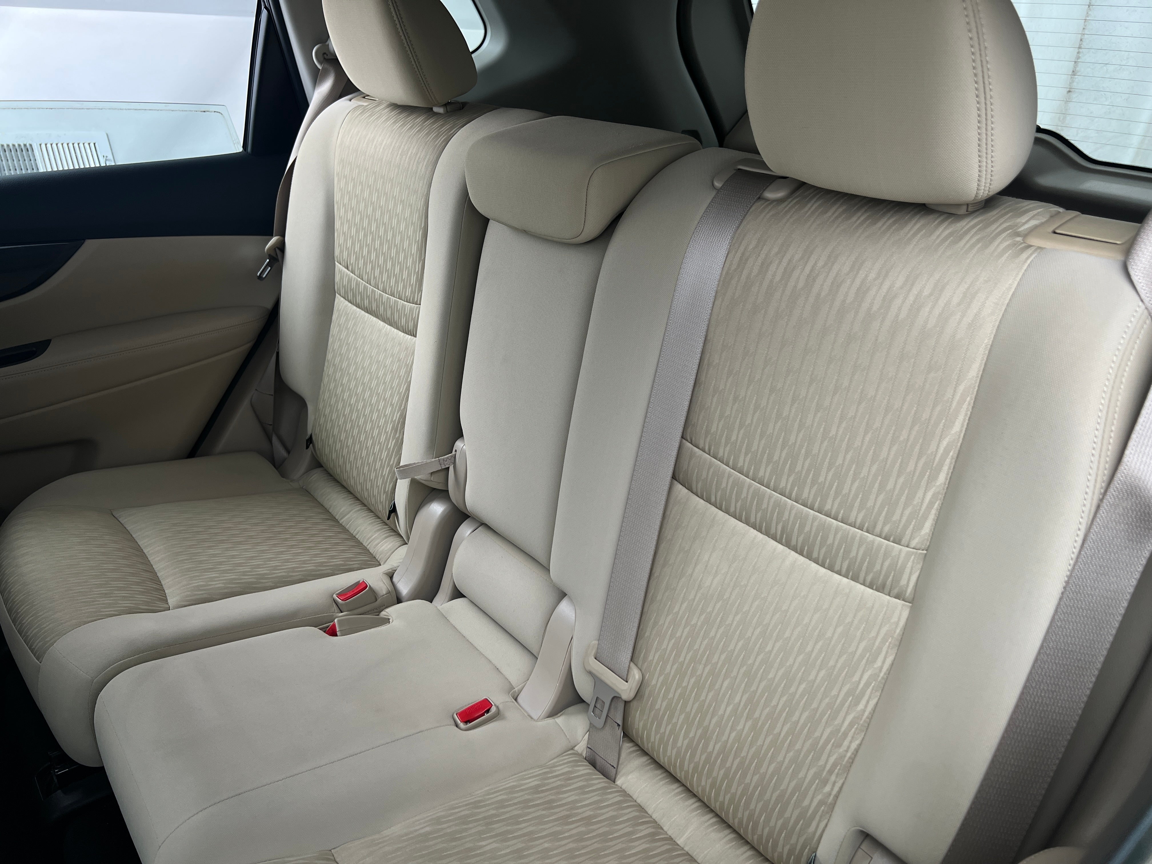 2017 Nissan Rogue S 6