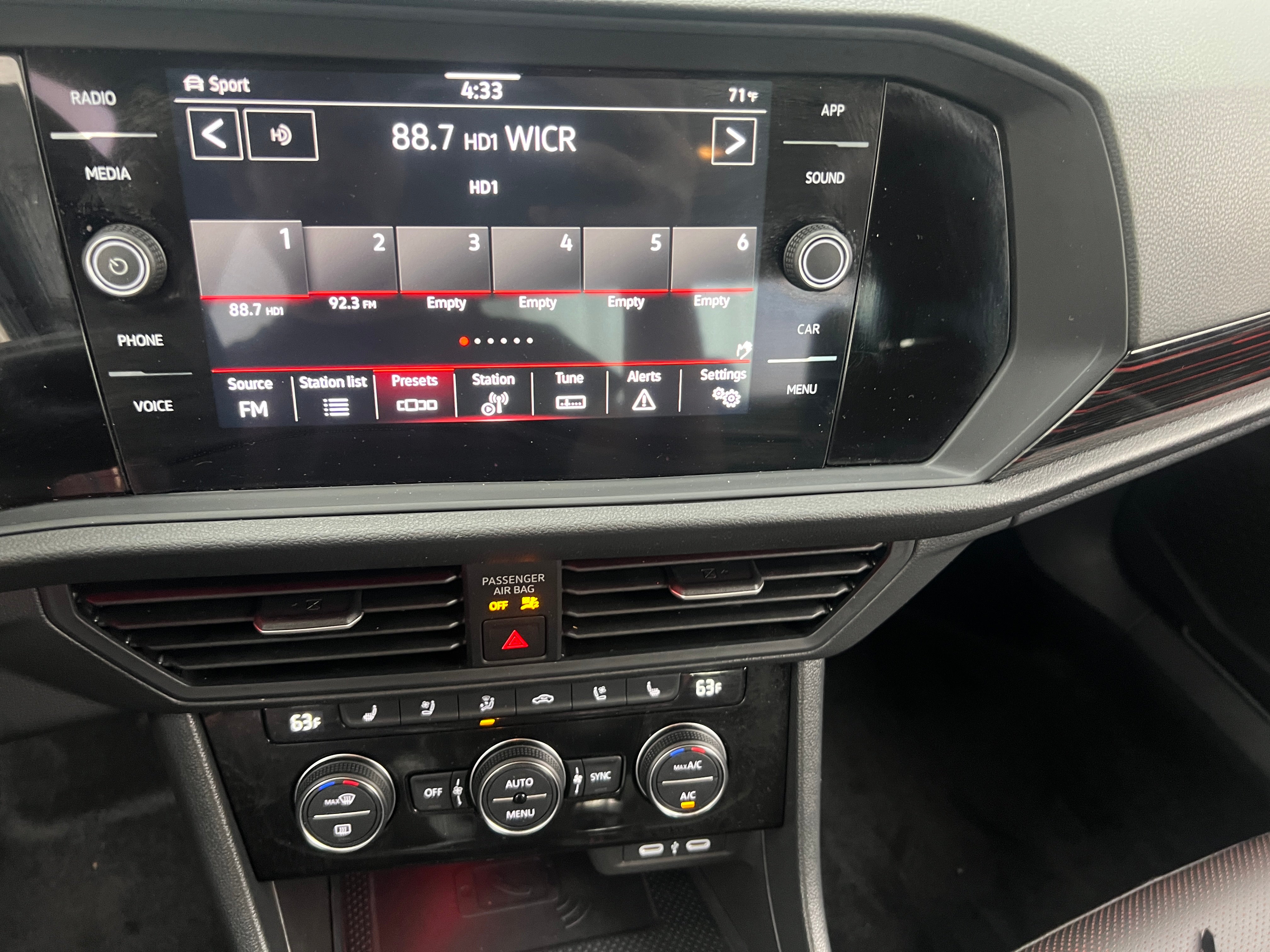 2024 Volkswagen Jetta GLI Autobahn 3