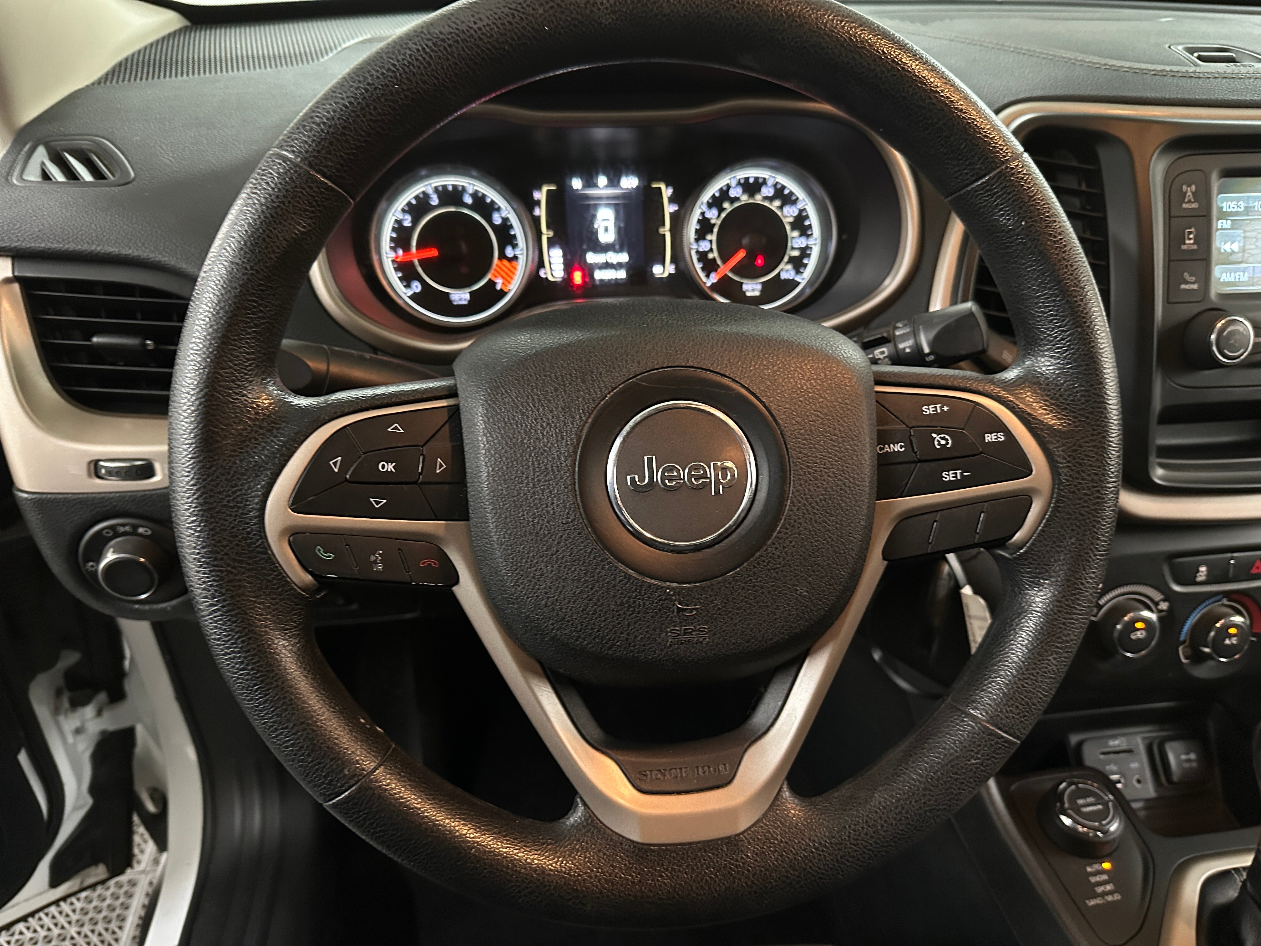 2014 Jeep Cherokee Sport 5