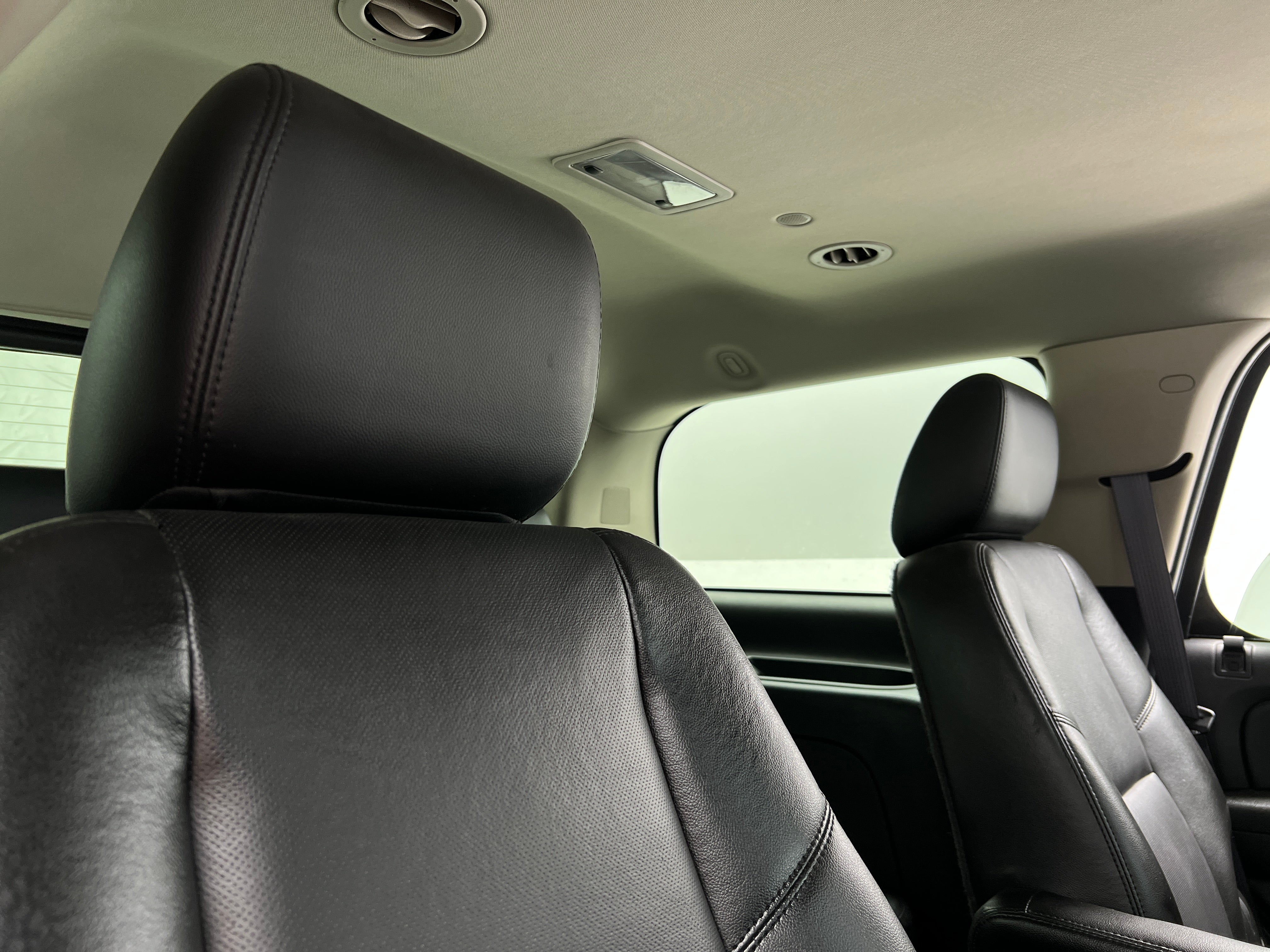 2011 Chevrolet Tahoe LTZ 5