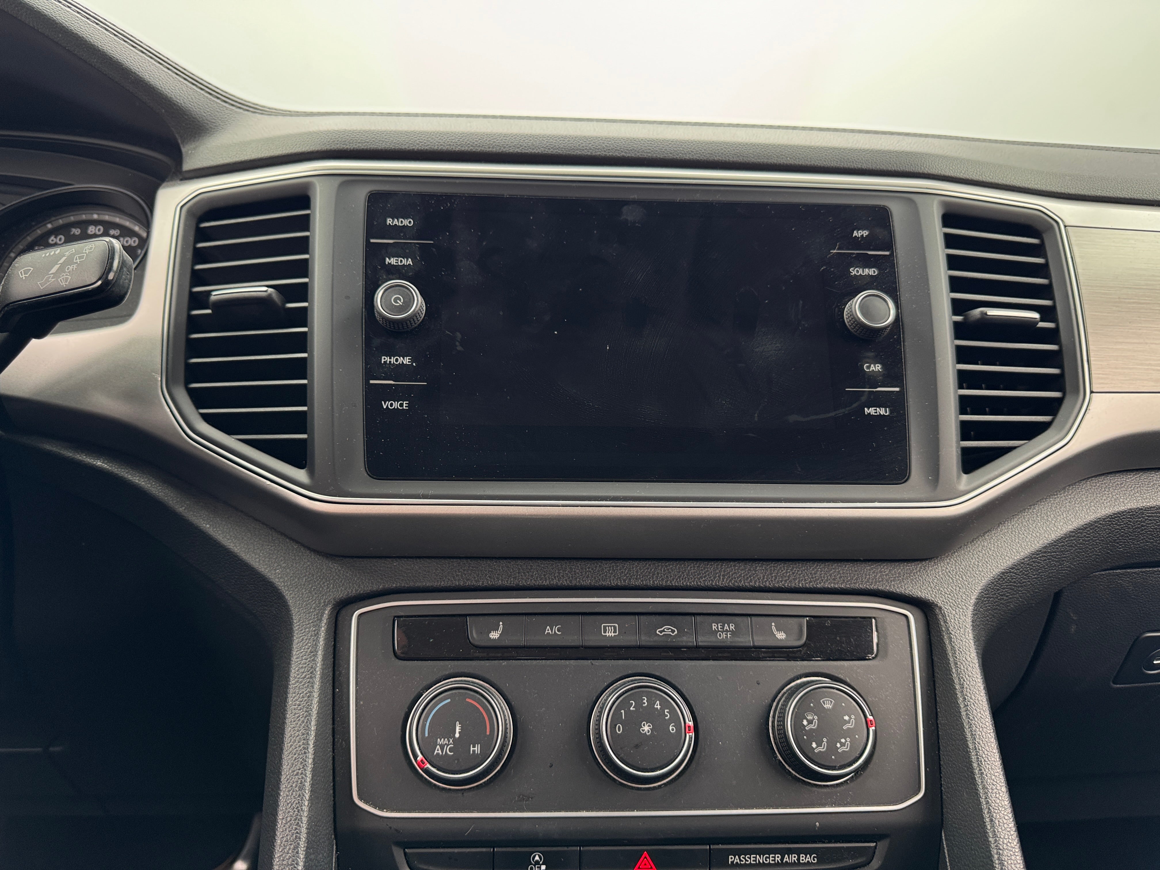 2018 Volkswagen Atlas SE 3