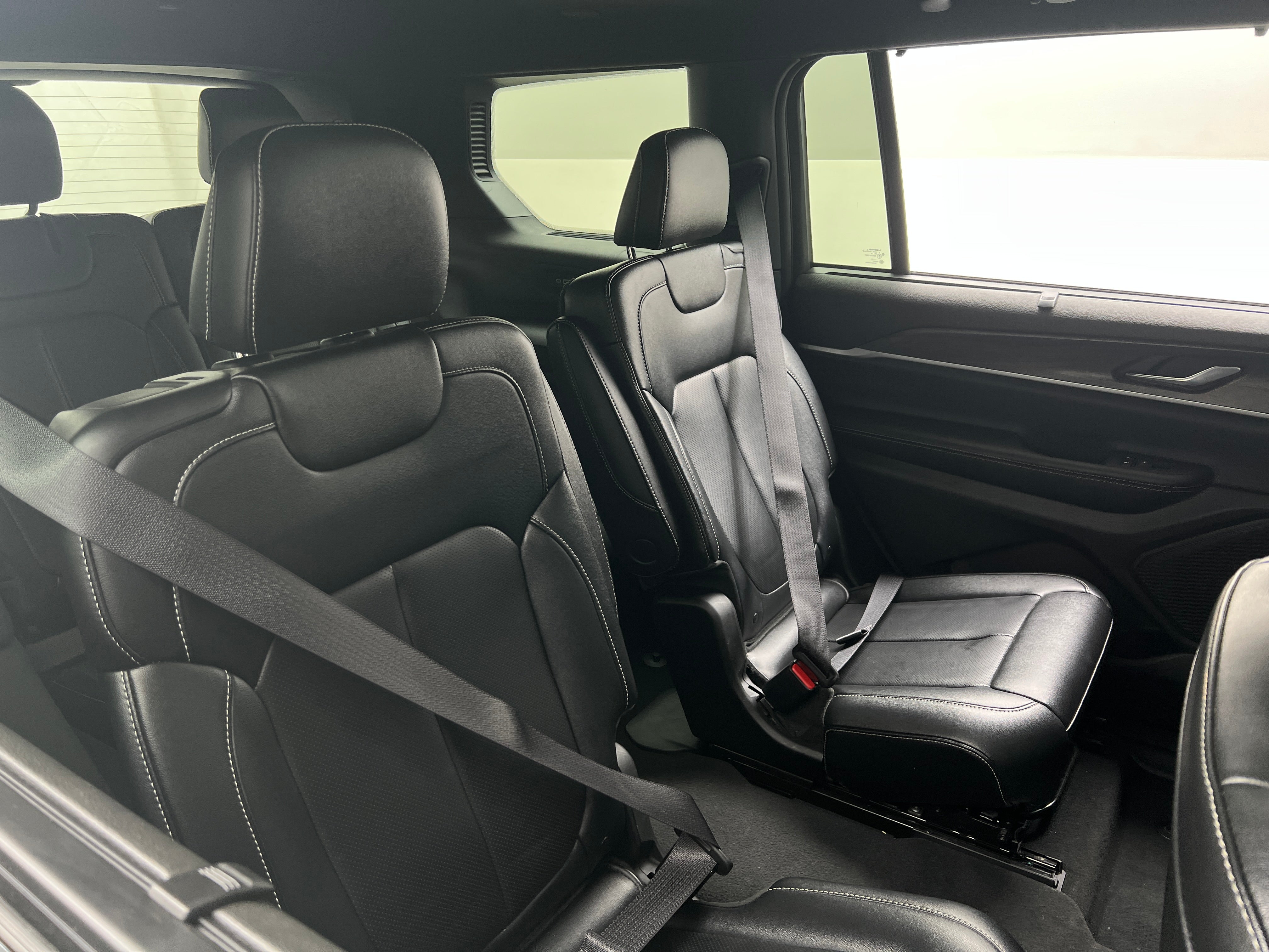 2024 Jeep Grand Cherokee L Limited Edition 5