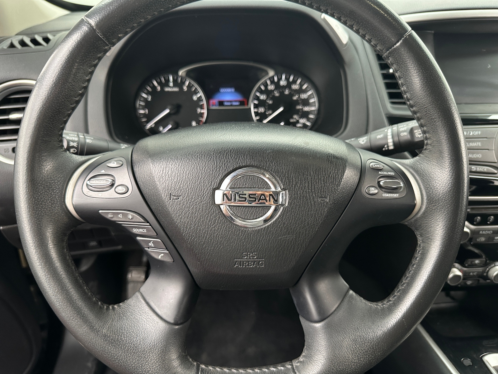 Thumbnail: 2017 Nissan Pathfinder - 5
