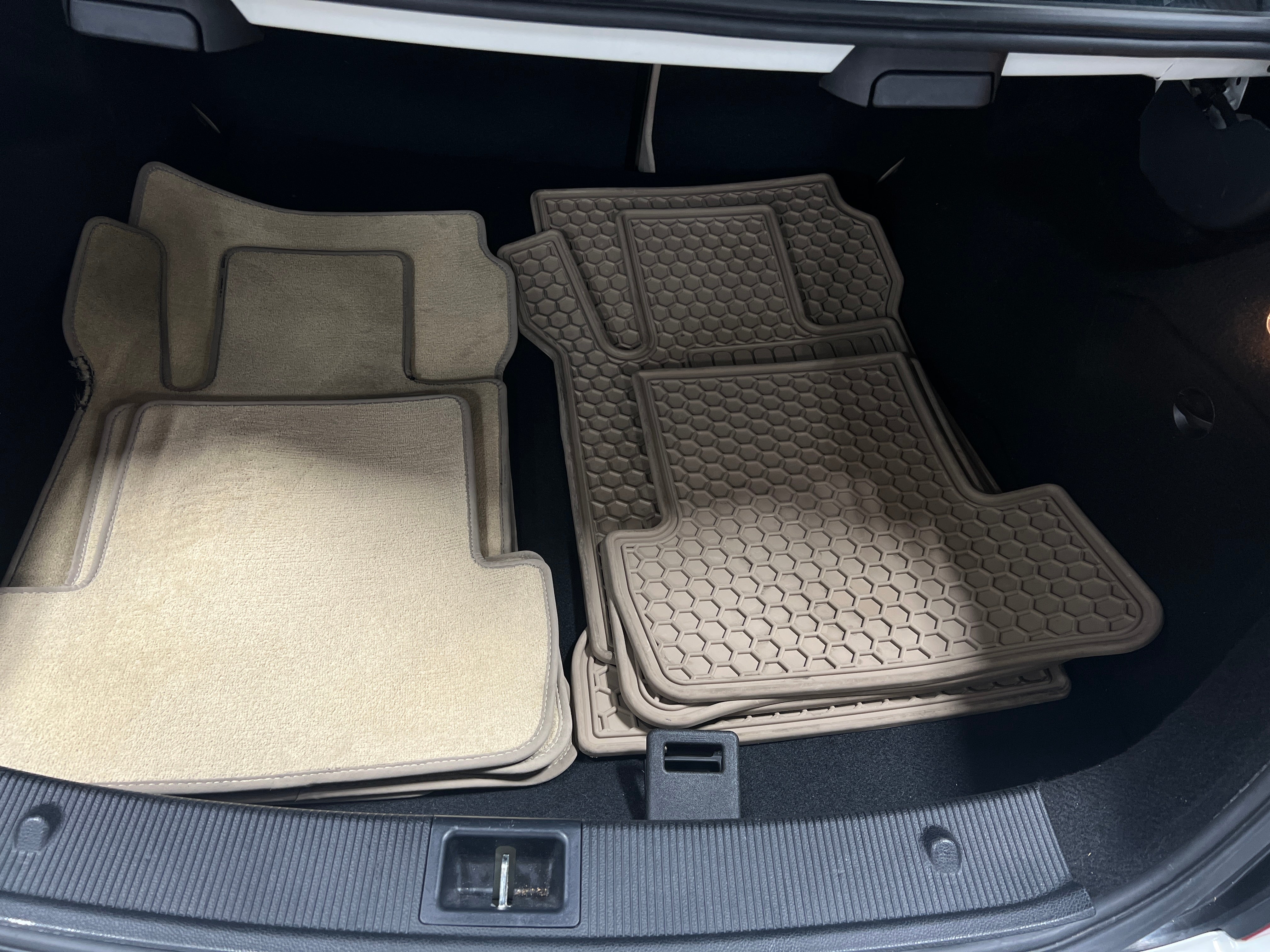 2012 Mercedes-Benz C-Class C 250 6