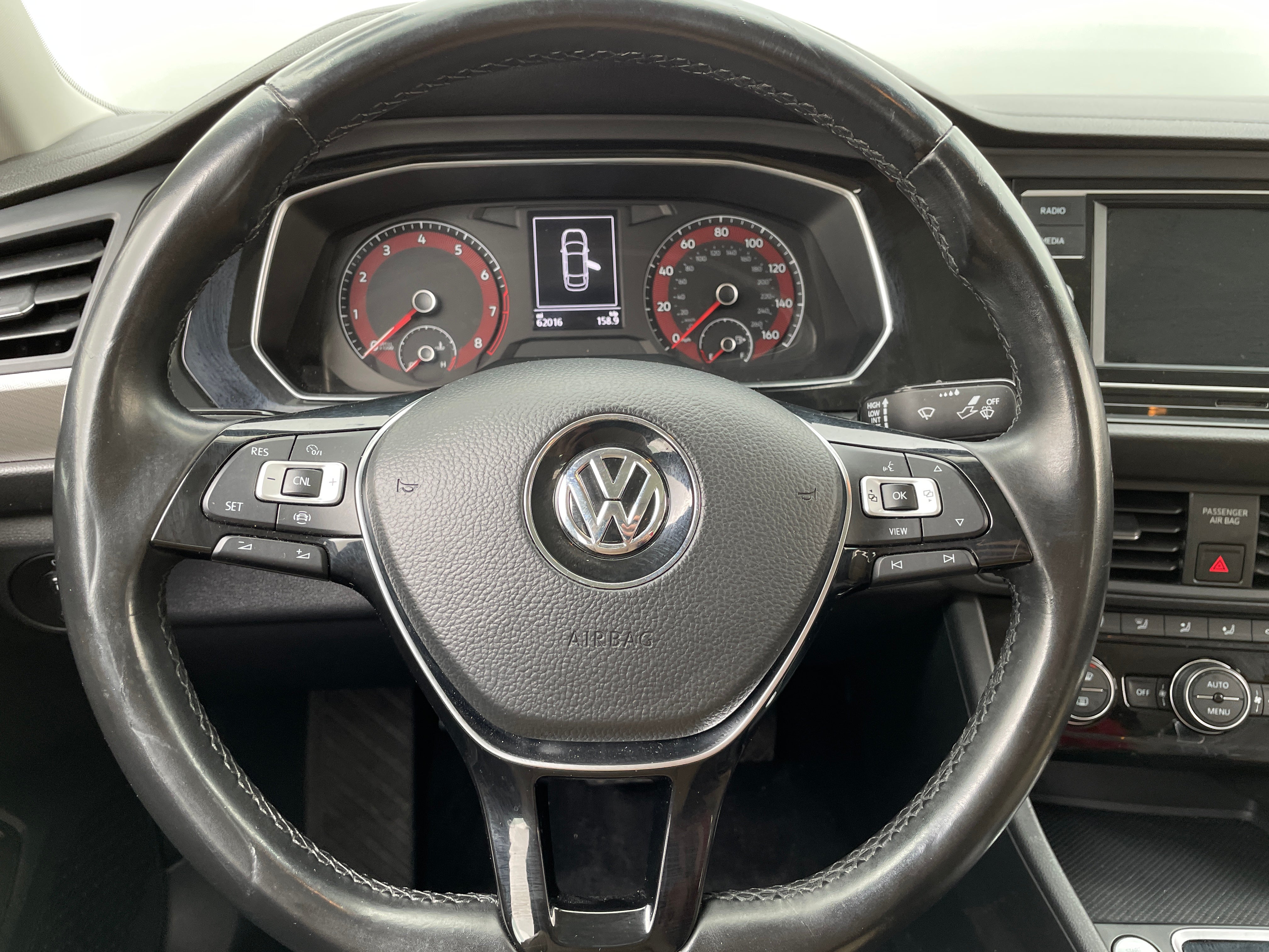 2019 Volkswagen Jetta SE 4