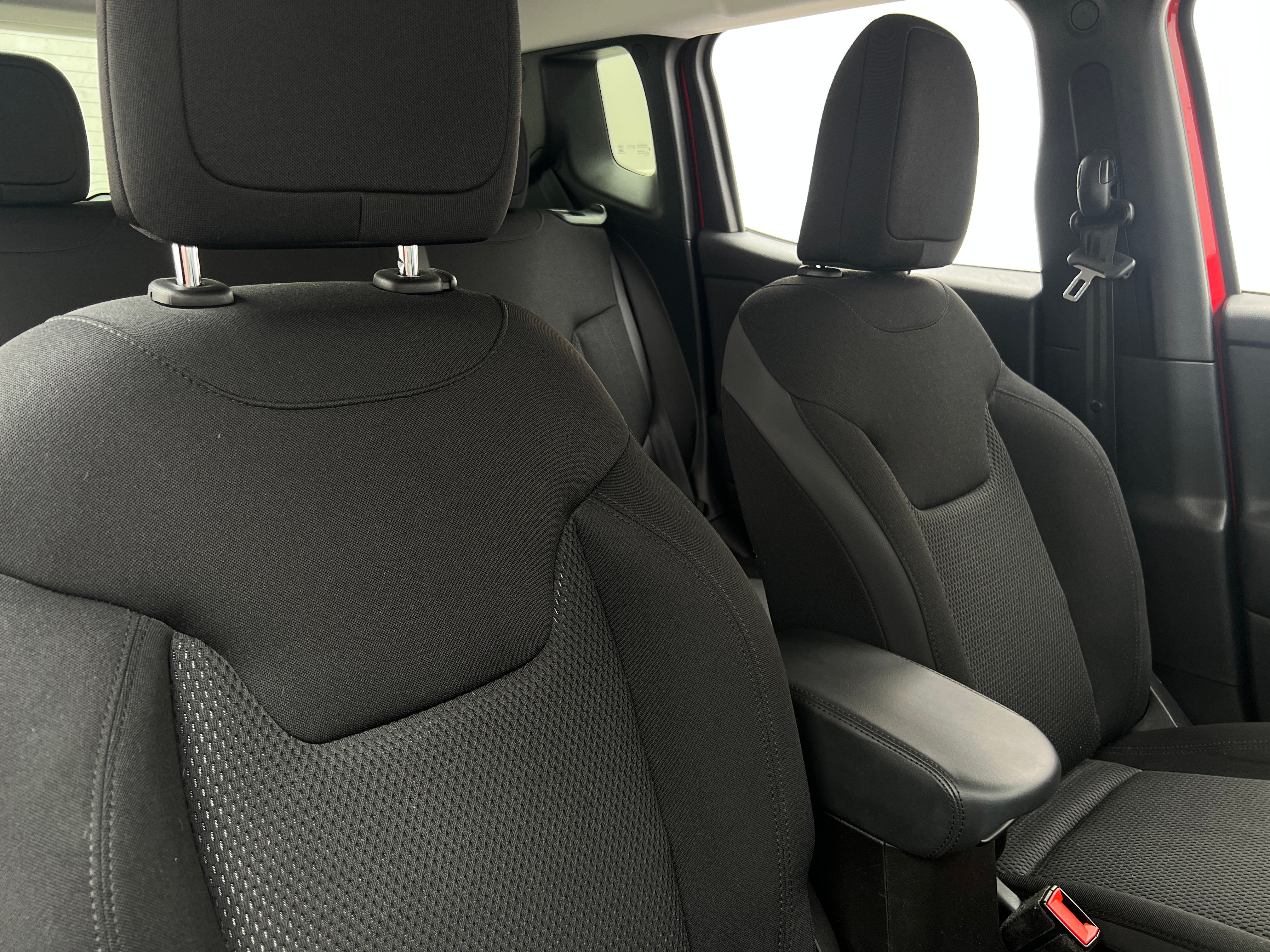 2020 Jeep Renegade Altitude 2