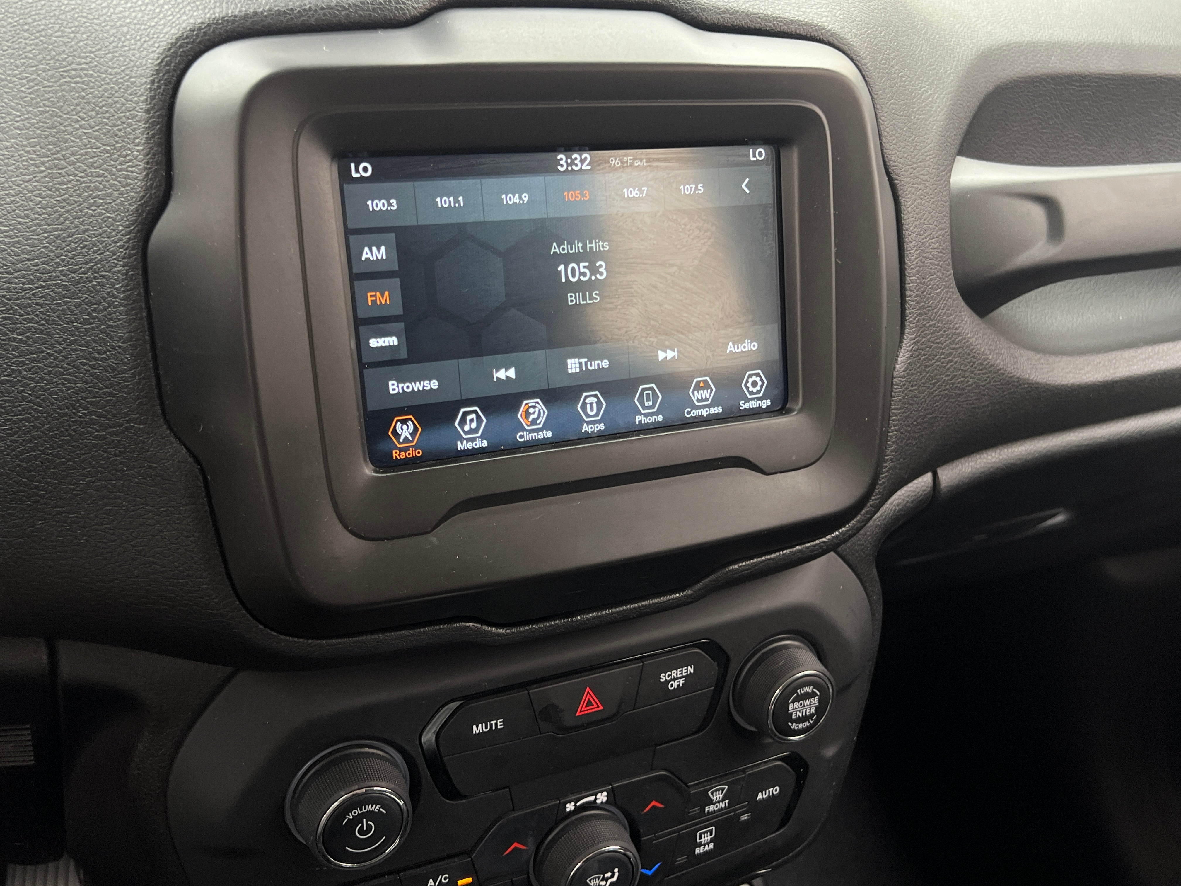 2020 Jeep Renegade Altitude 4