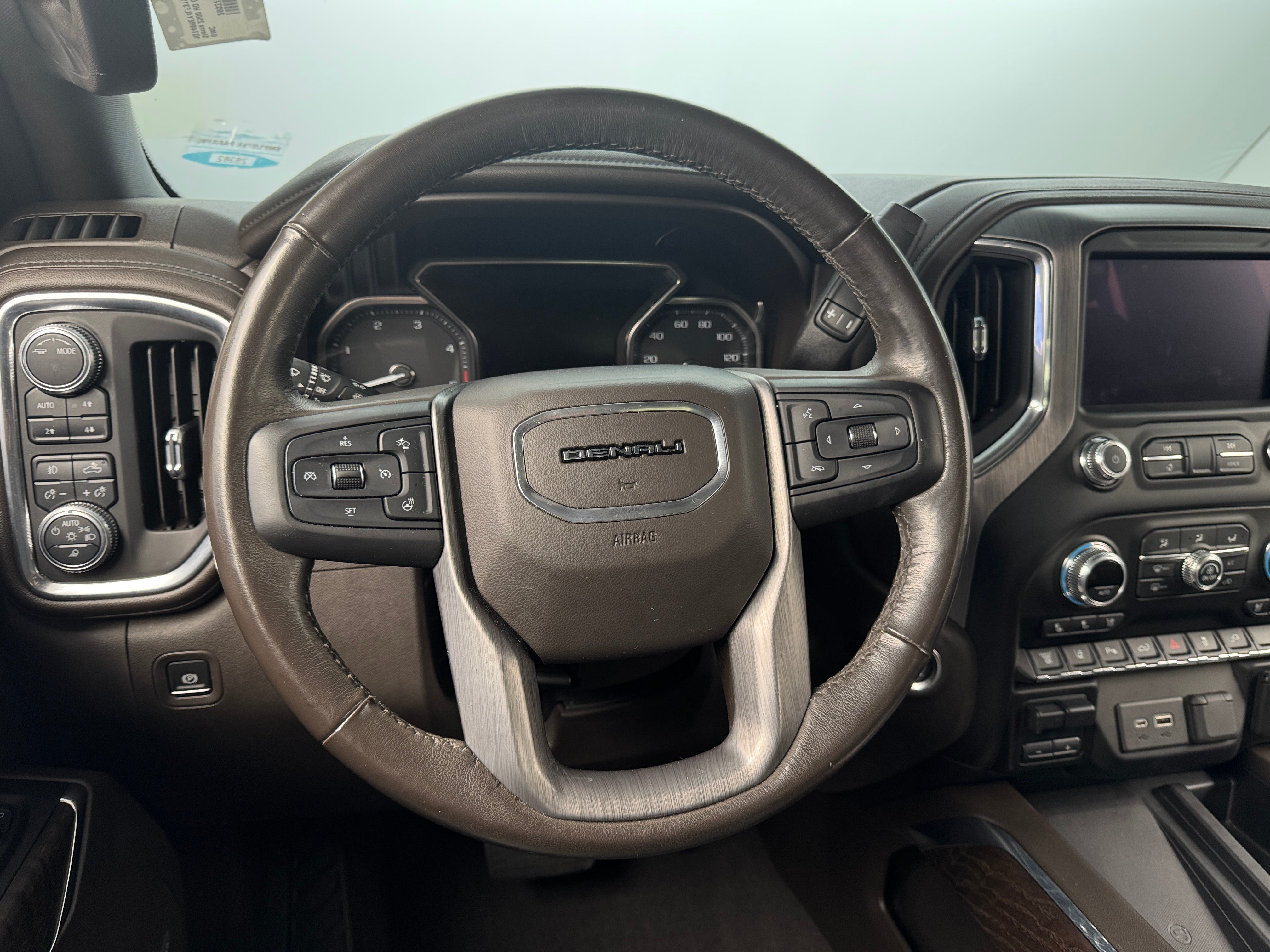2020 GMC Sierra 2500 Denali 4