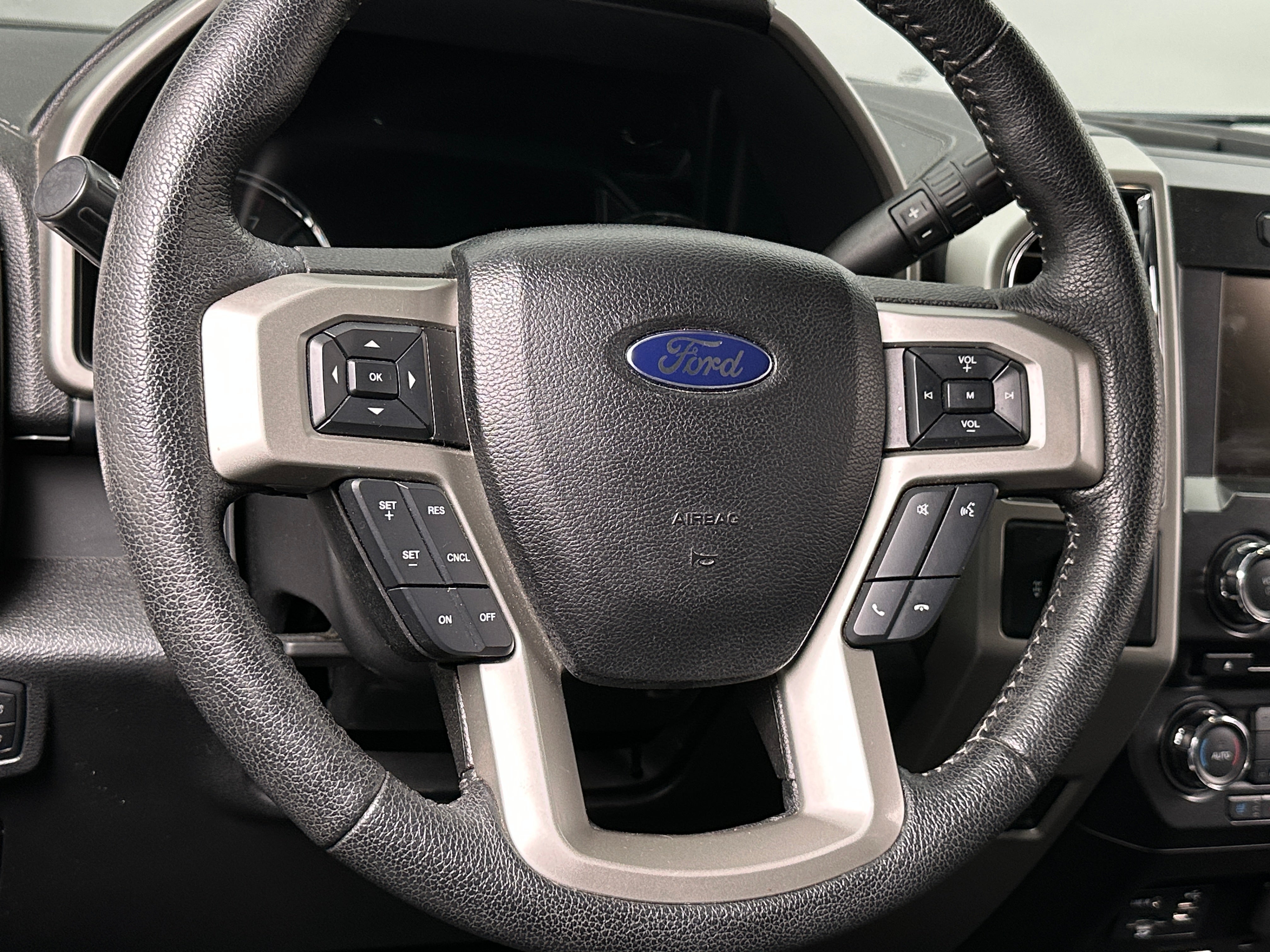 2015 Ford Econoline E-150 4
