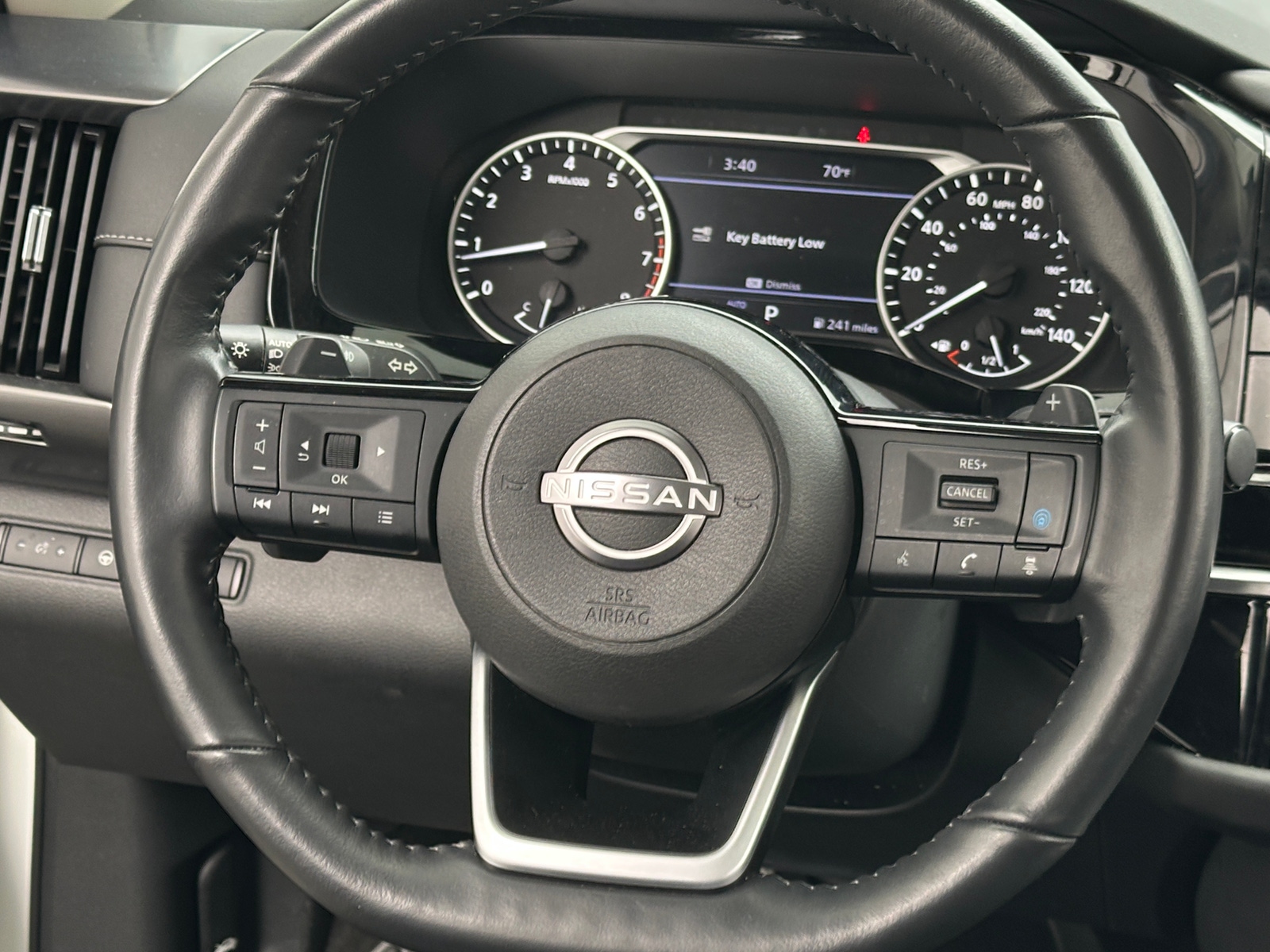 Thumbnail: 2022 Nissan Pathfinder - 4