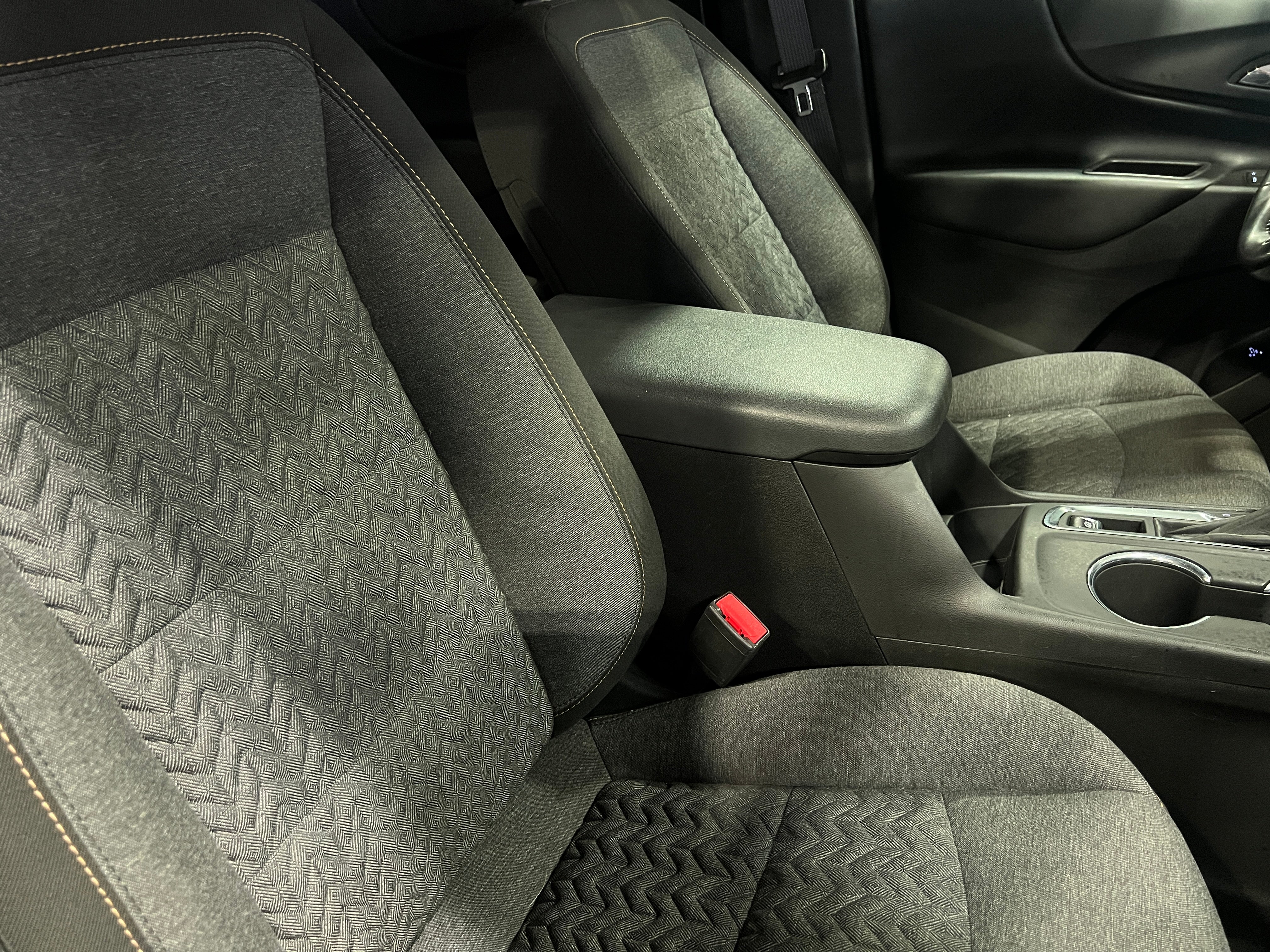 2022 Chevrolet Equinox LT 2