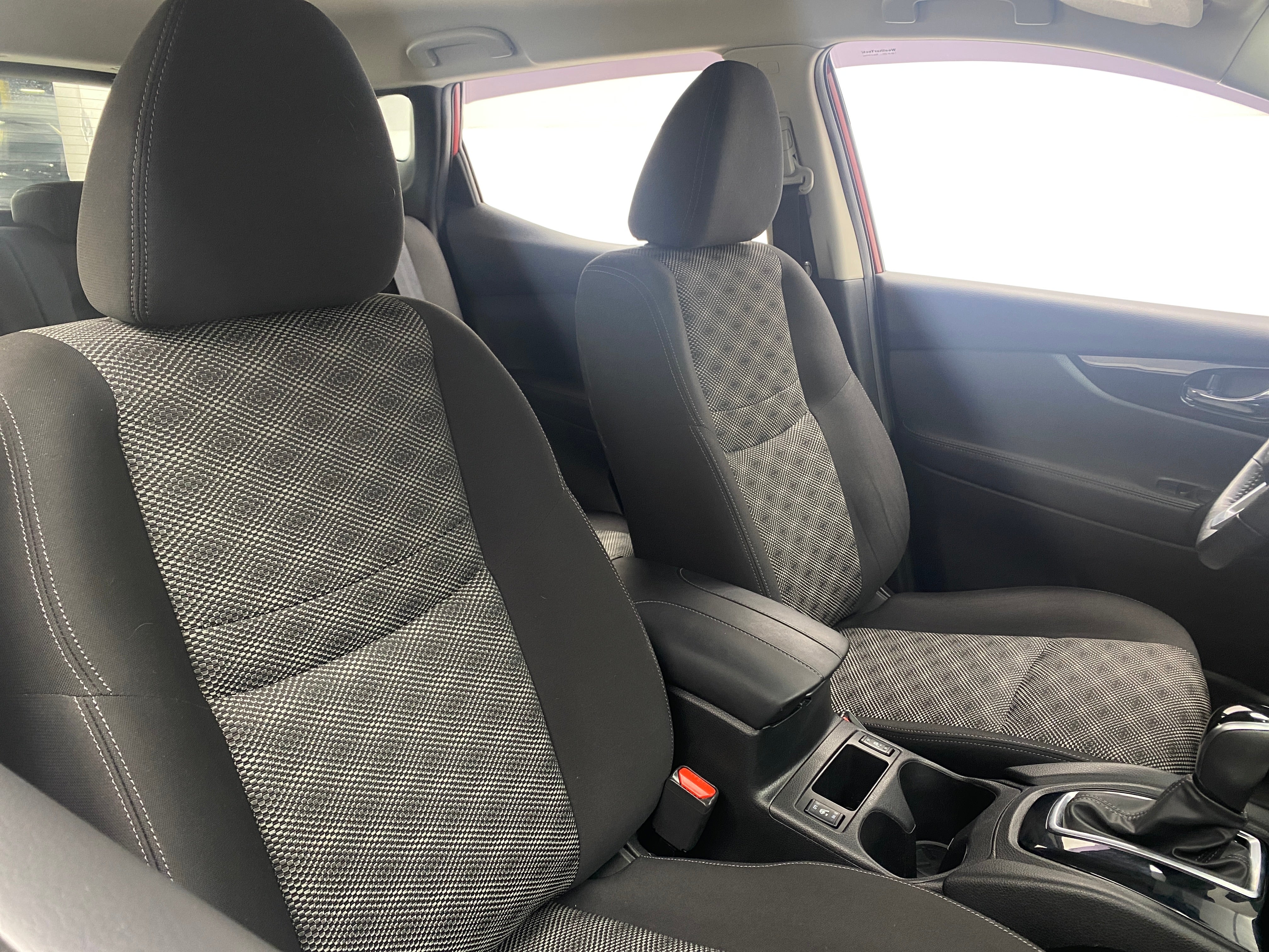 2019 Nissan Rogue Sport SV 2