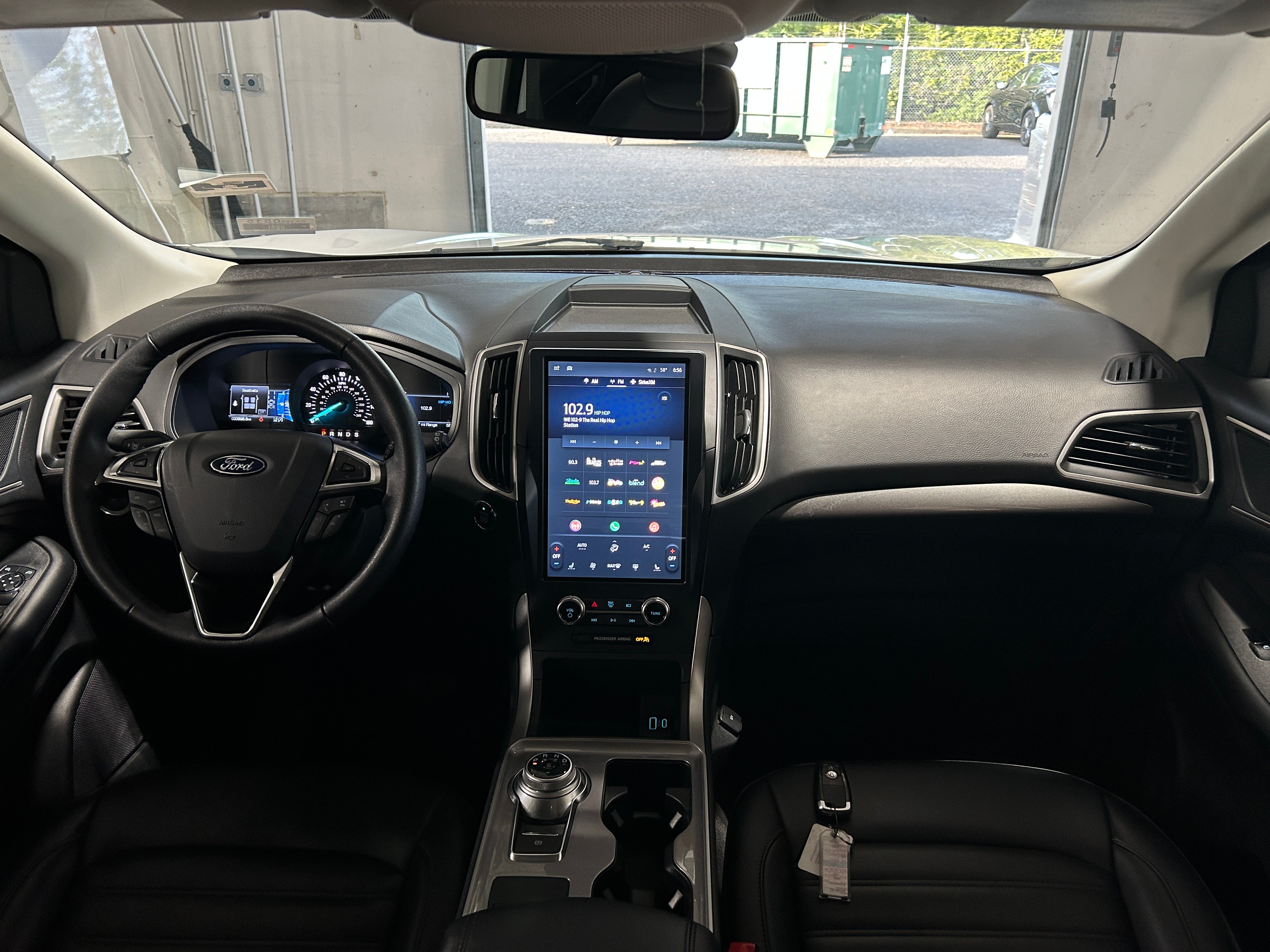 2024 Ford Edge SEL 2