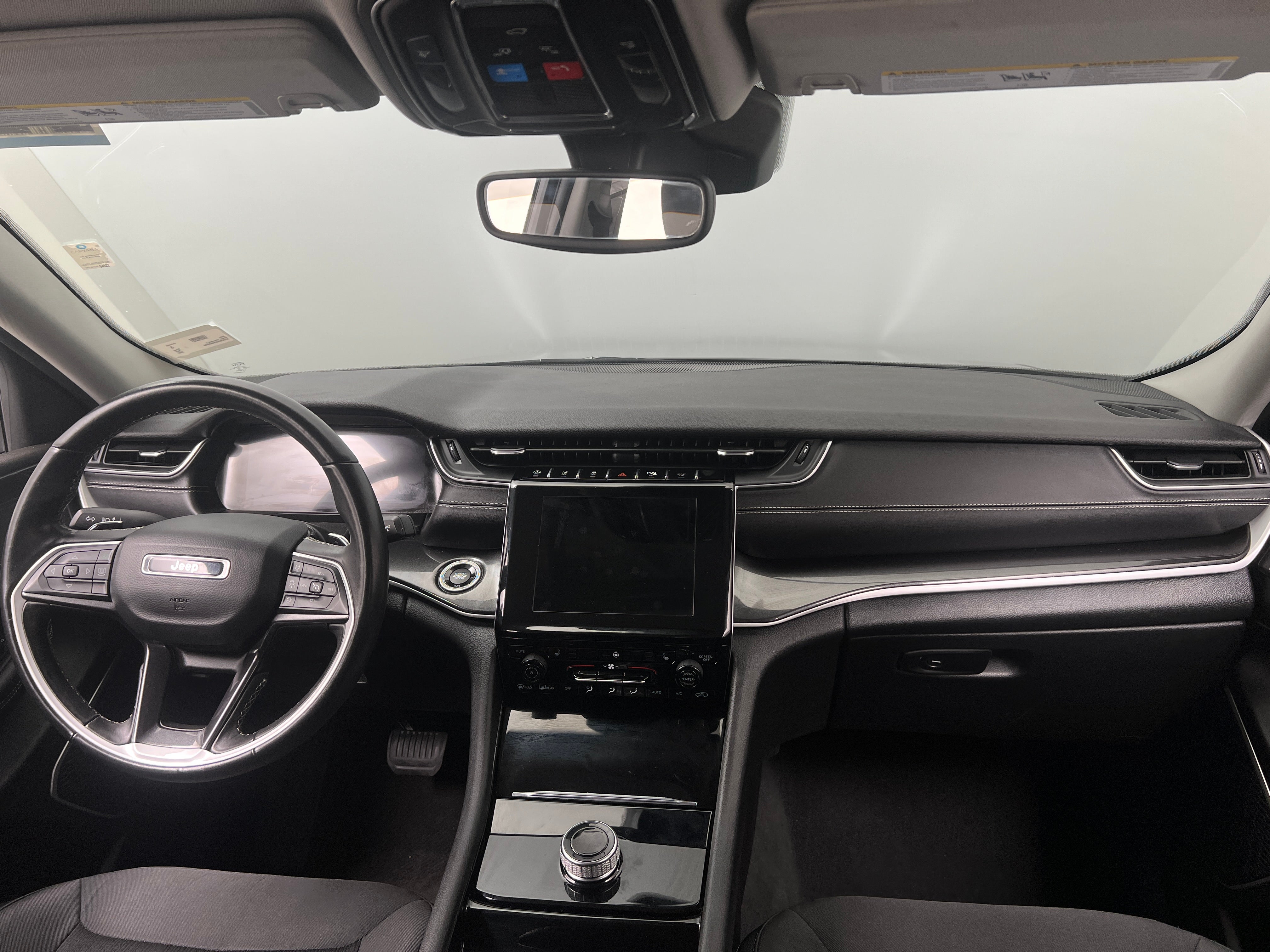 2022 Jeep Grand Cherokee L Laredo 3